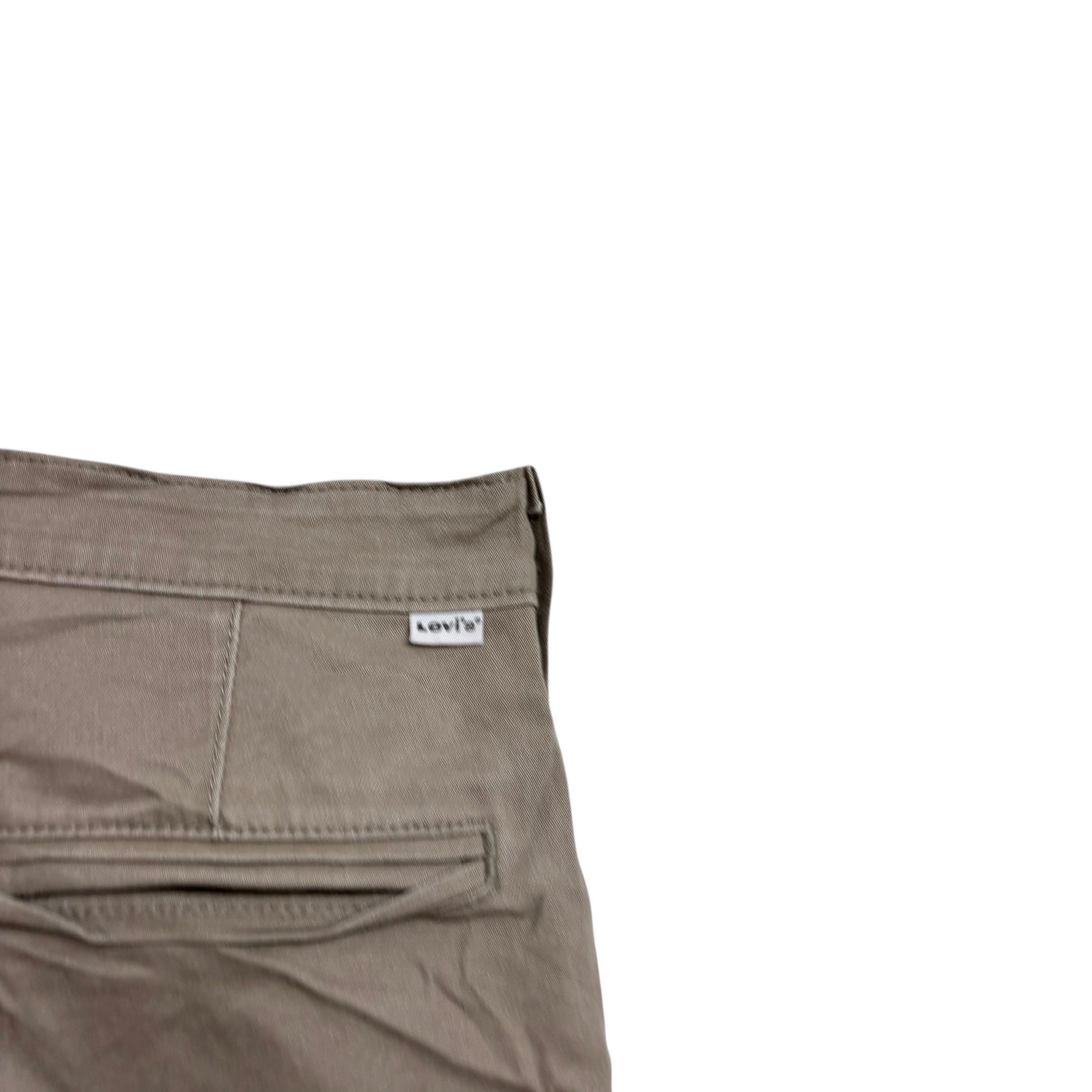 Levis Commuter Trousers W35 L27 Mens Beige Tapered Fit Stretch Pants