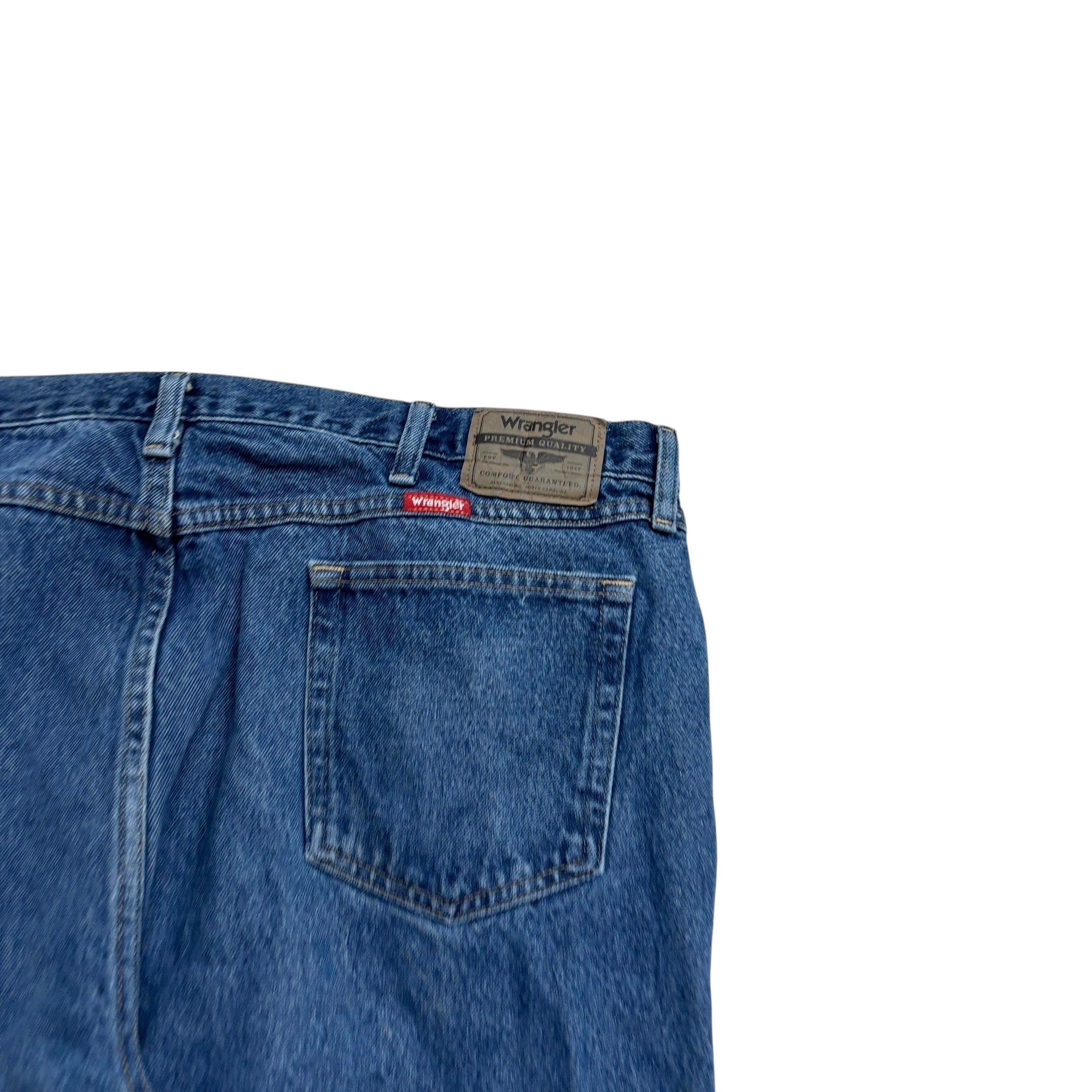 Wrangler Jeans W42 L30 Mens Mid Blue Relaxed Straight Fit Denim (E)