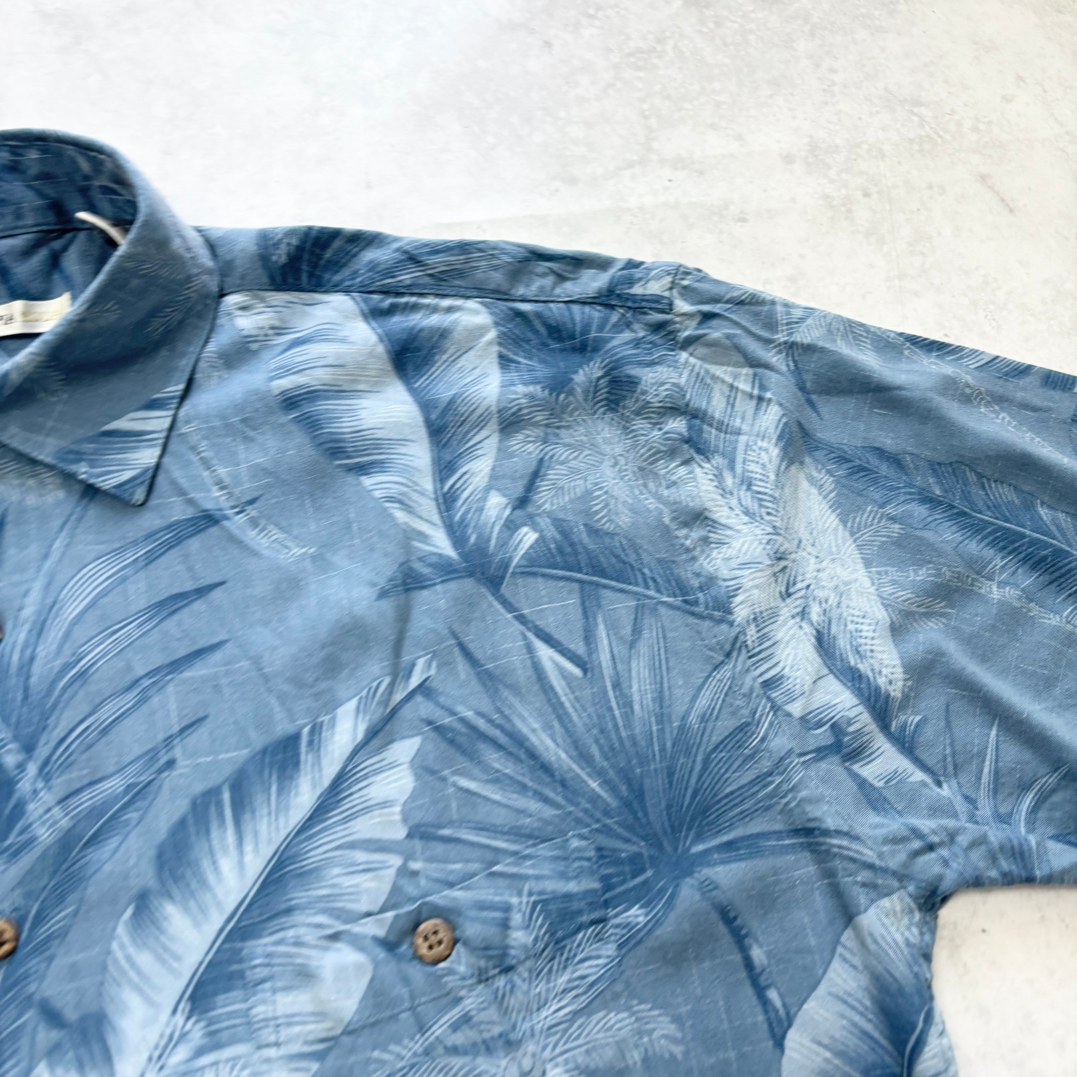 Vintage Hawaiian Shirt Mens Small Blue Floral Aloha Short Sleeve Rayon (E)