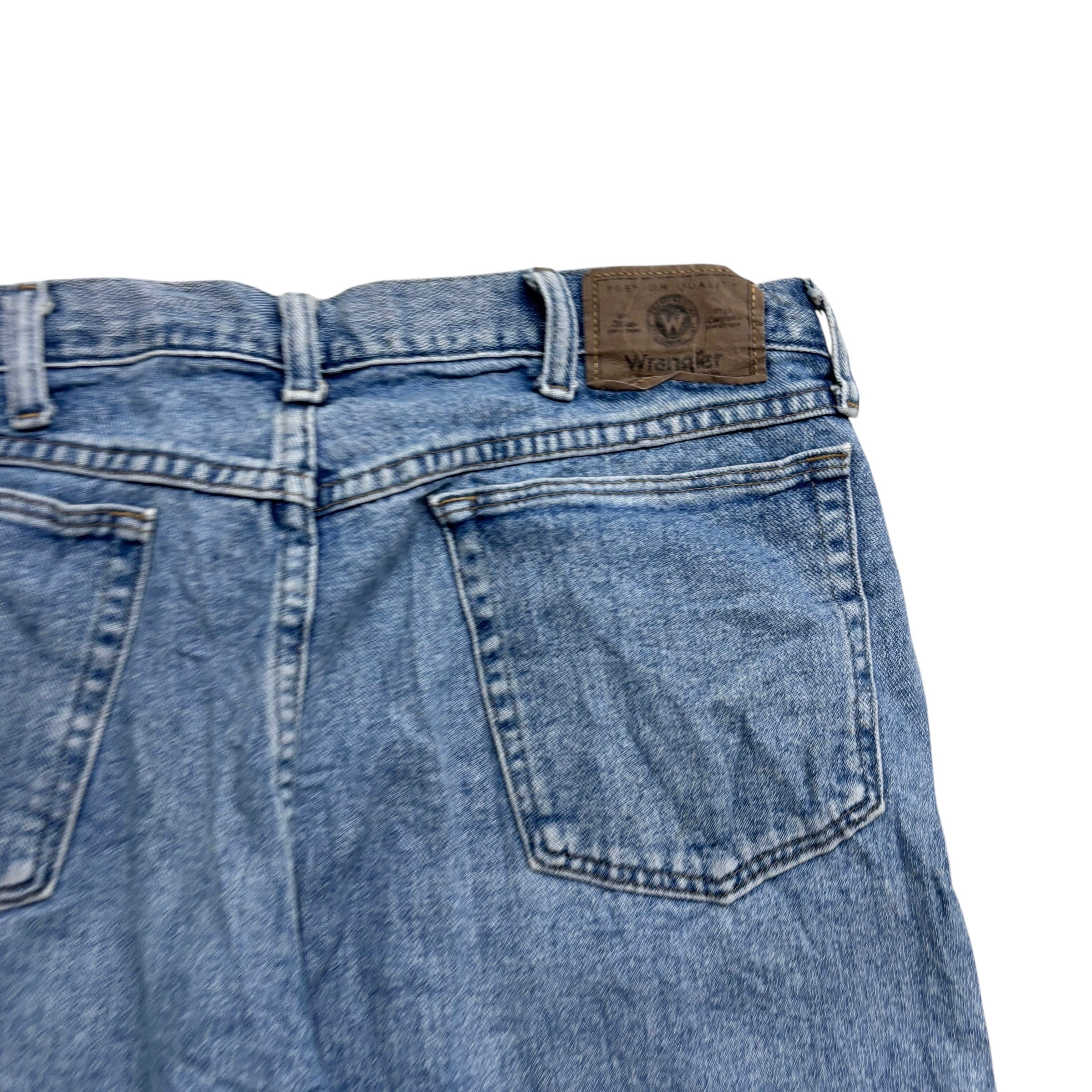 Vintage Wrangler Baggy Jorts W36 Mens Denim Shorts Light Blue Relaxed Fit (E)