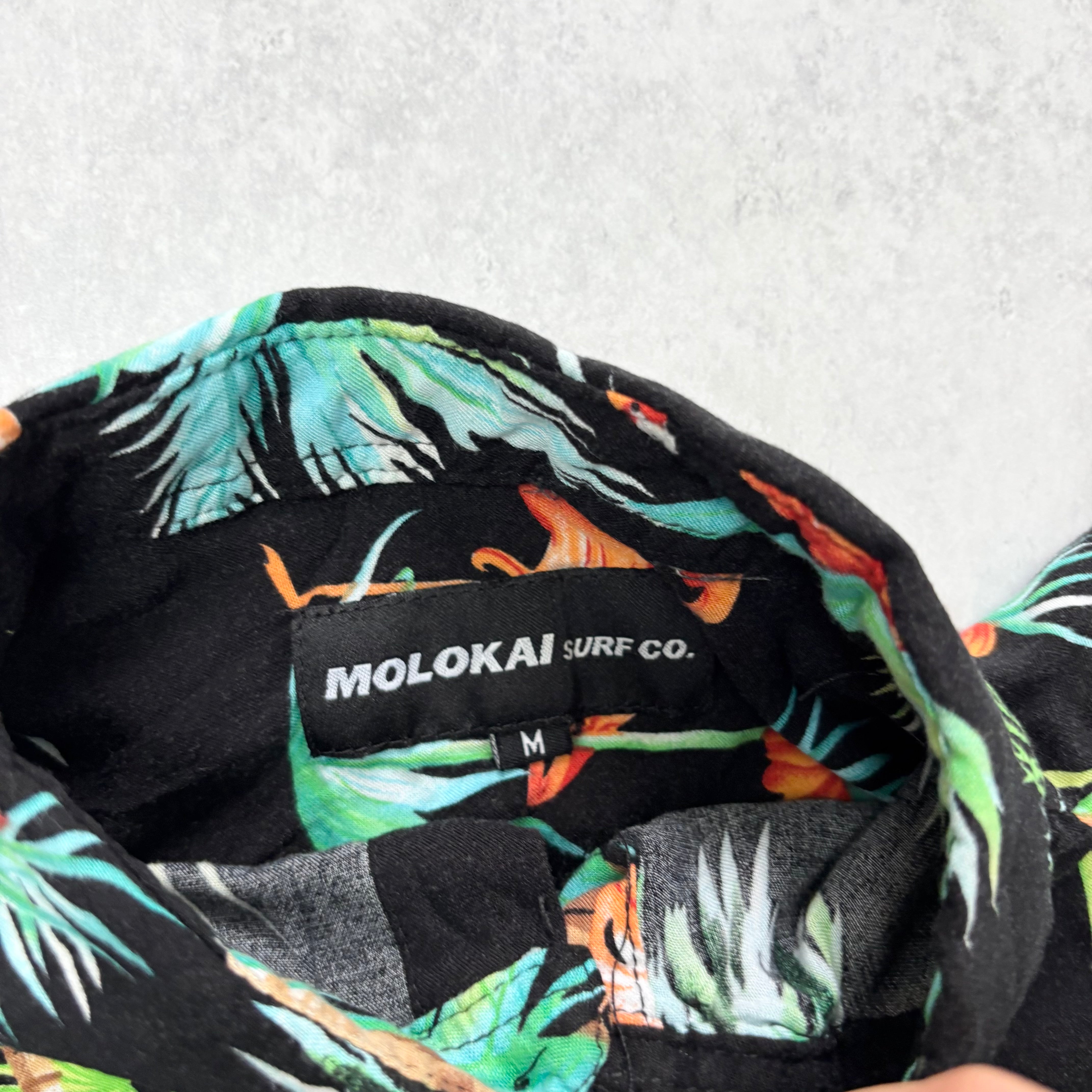 Hawaiian Shirt Mens Small Black Aloha Floral Short Sleeve (E)