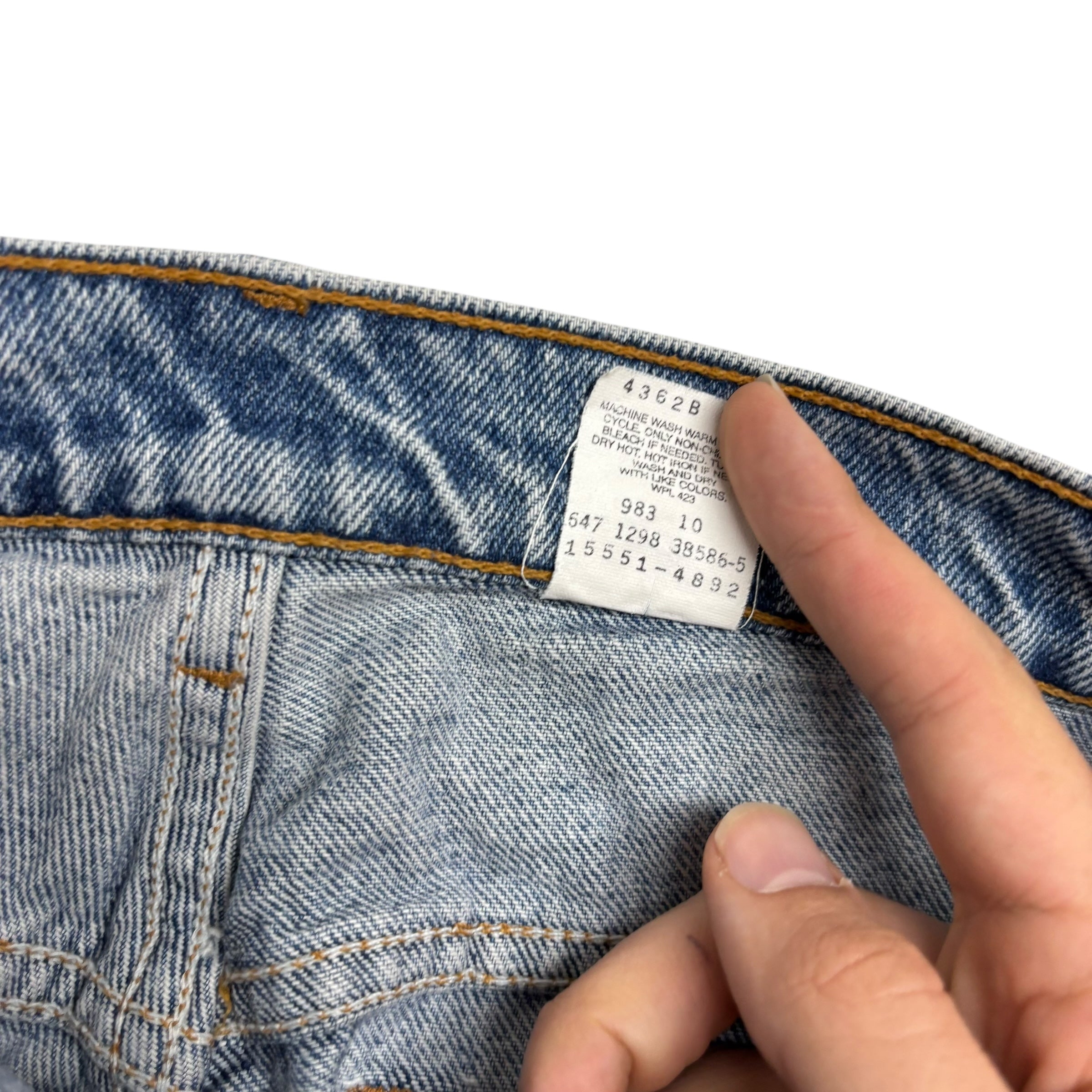 Levis 550 Jeans W32 L32 Womens Light Blue Relaxed Taper Mom Vintage Denim (E)