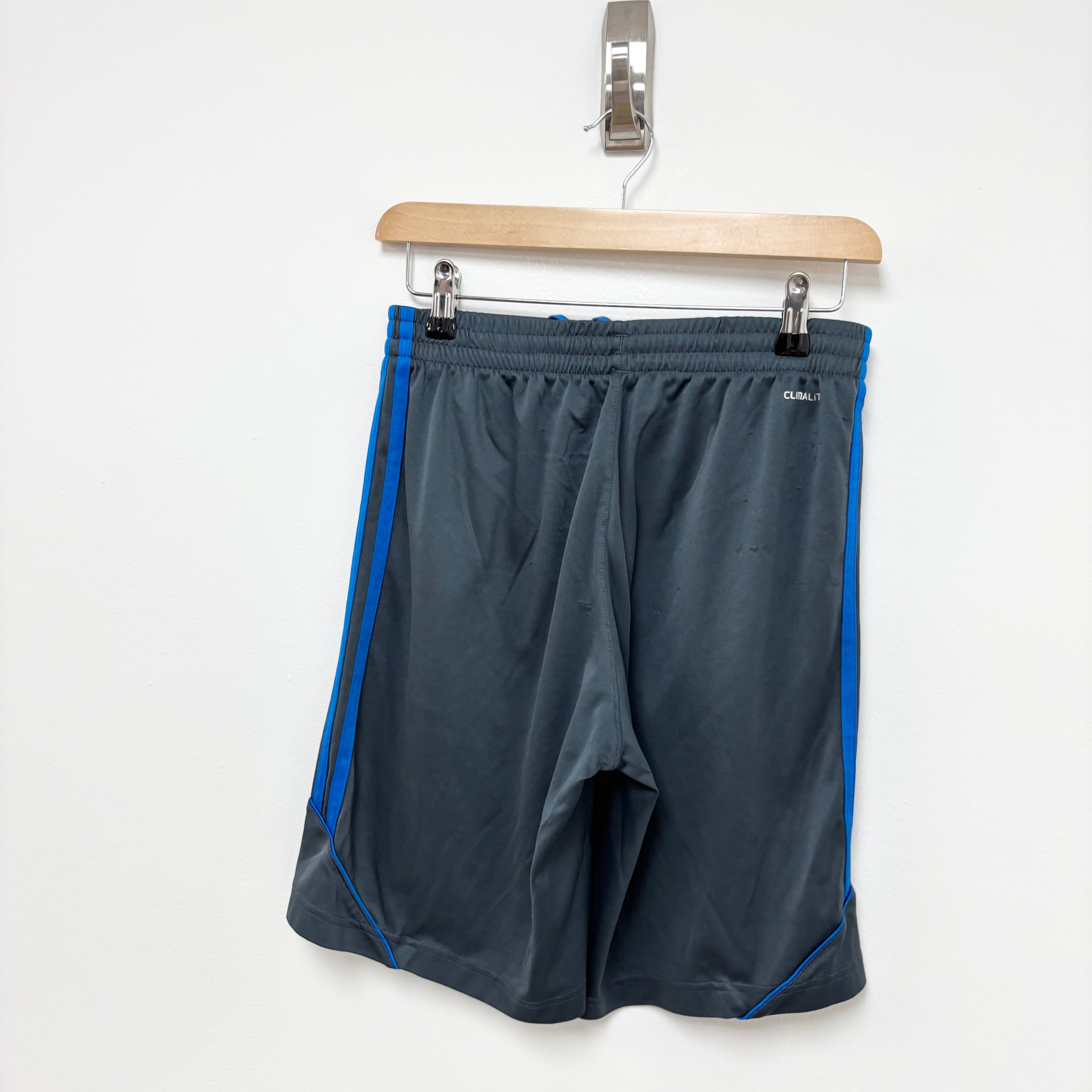 Adidas Shorts Mens Small Grey Sports Running Gym Athletic Pockets (F)