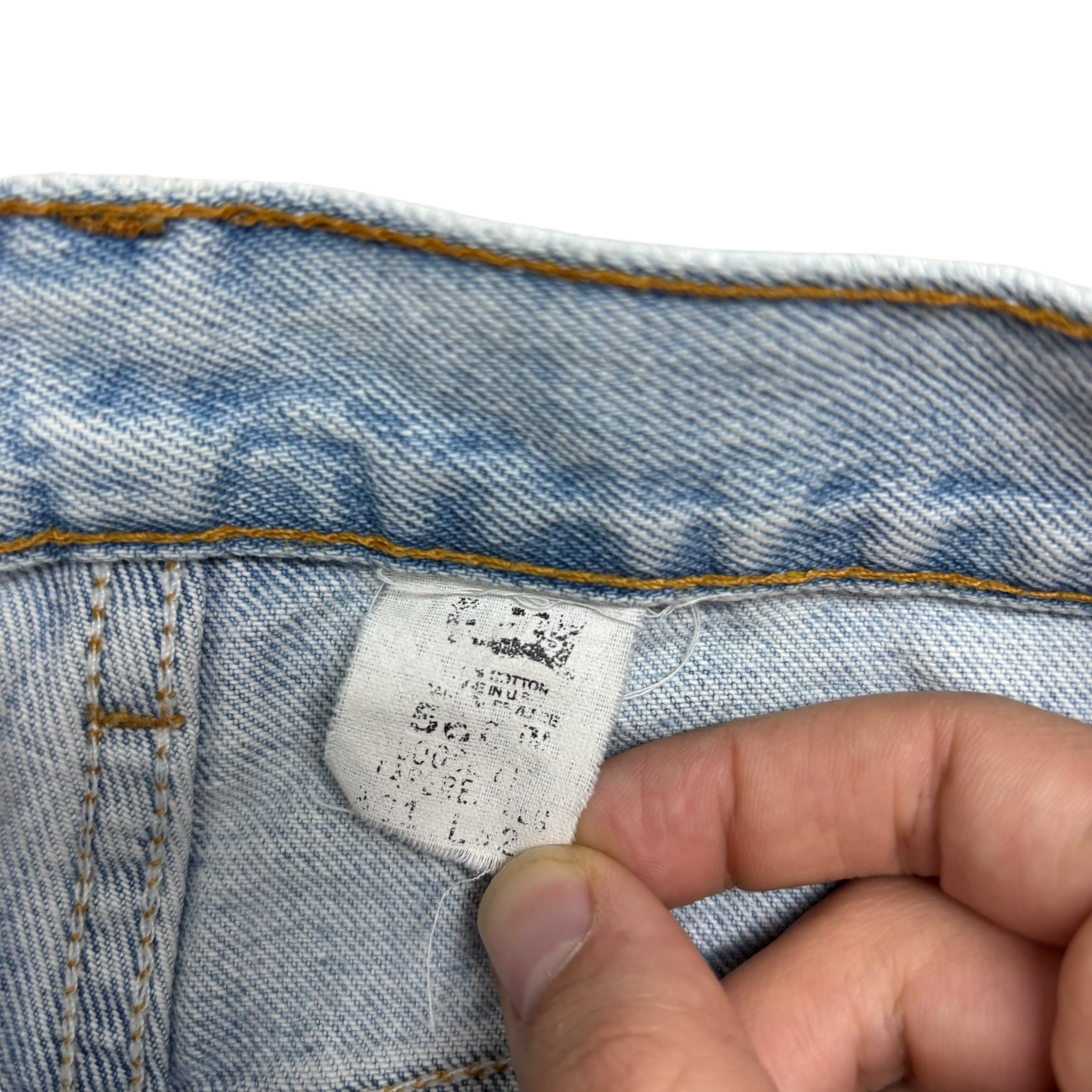 Levis 560 Jeans W30 L32 Mens Light Blue Relaxed Tapered Fit Made In USA Vintage