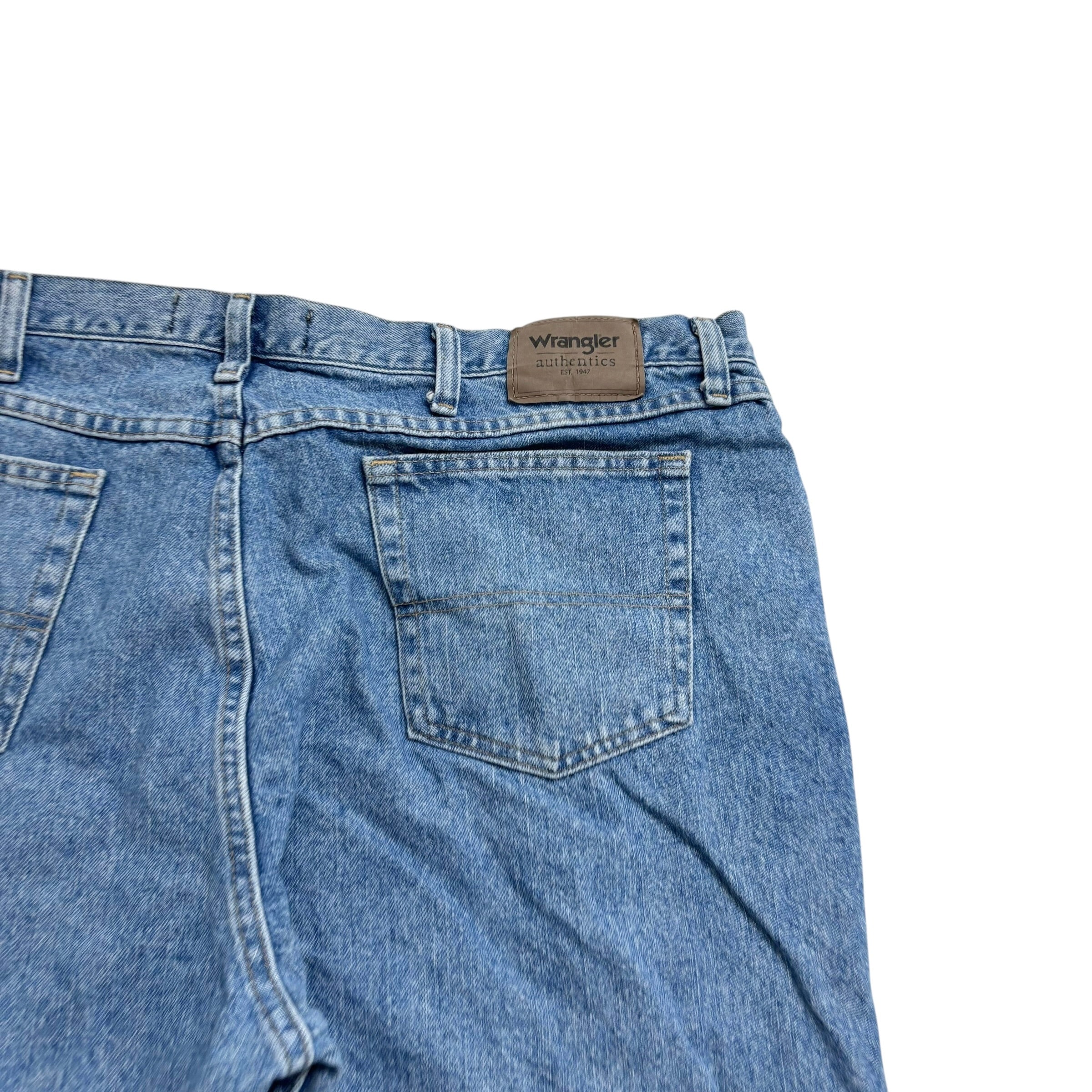 Wrangler Jeans W42 L32 Mens Light Blue Relaxed Straight Fit Denim (E)