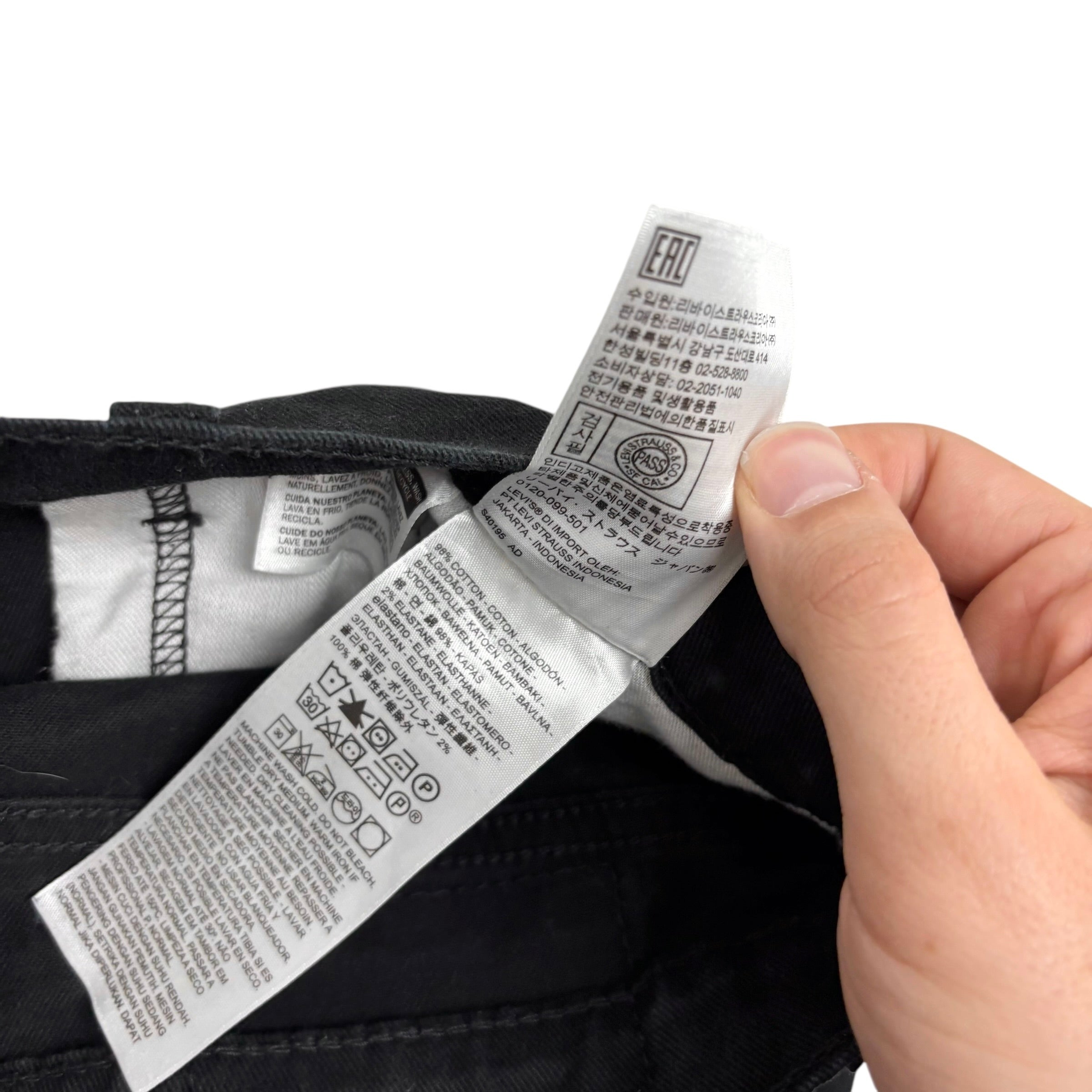 Levis 541 Jeans W42 L31 Mens Black Athletic Tapered Fit Stretch Denim (E)