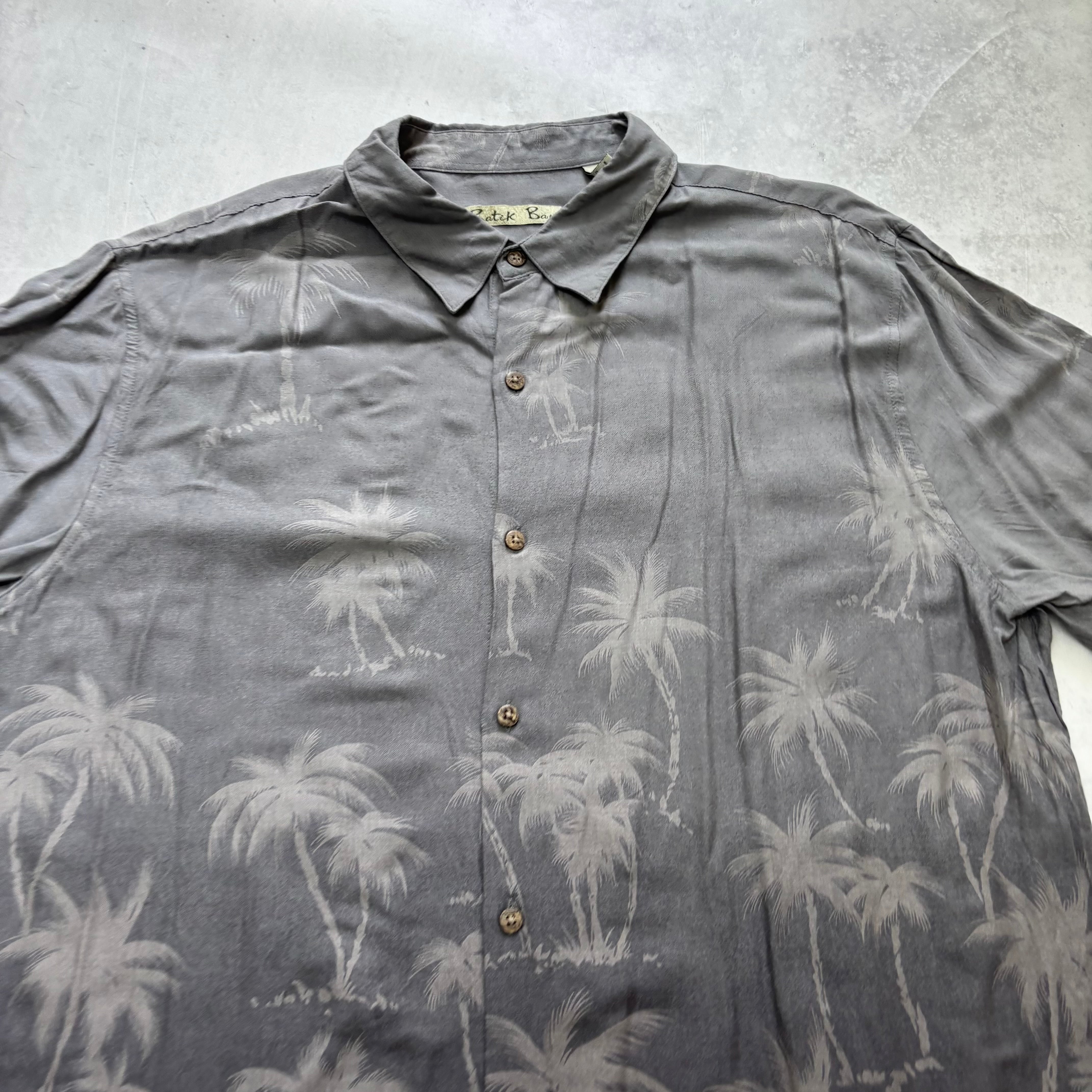 Vintage Hawaiian Shirt Mens XL Grey Floral Aloha Short Sleeve Rayon (E)