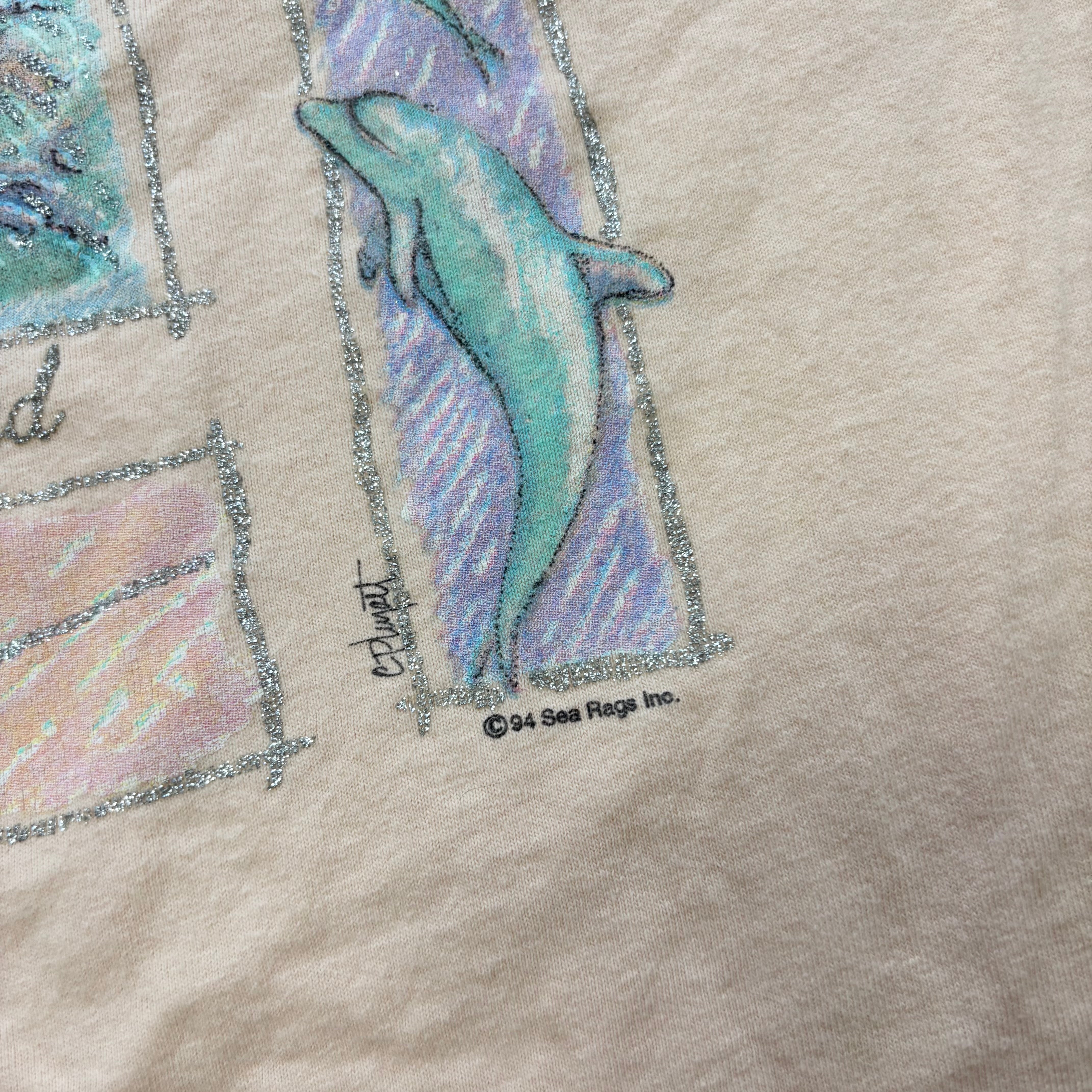 Vintage T Shirt Mens Medium Peach Single Stitch Graphic Print 90s Dolphins (E)