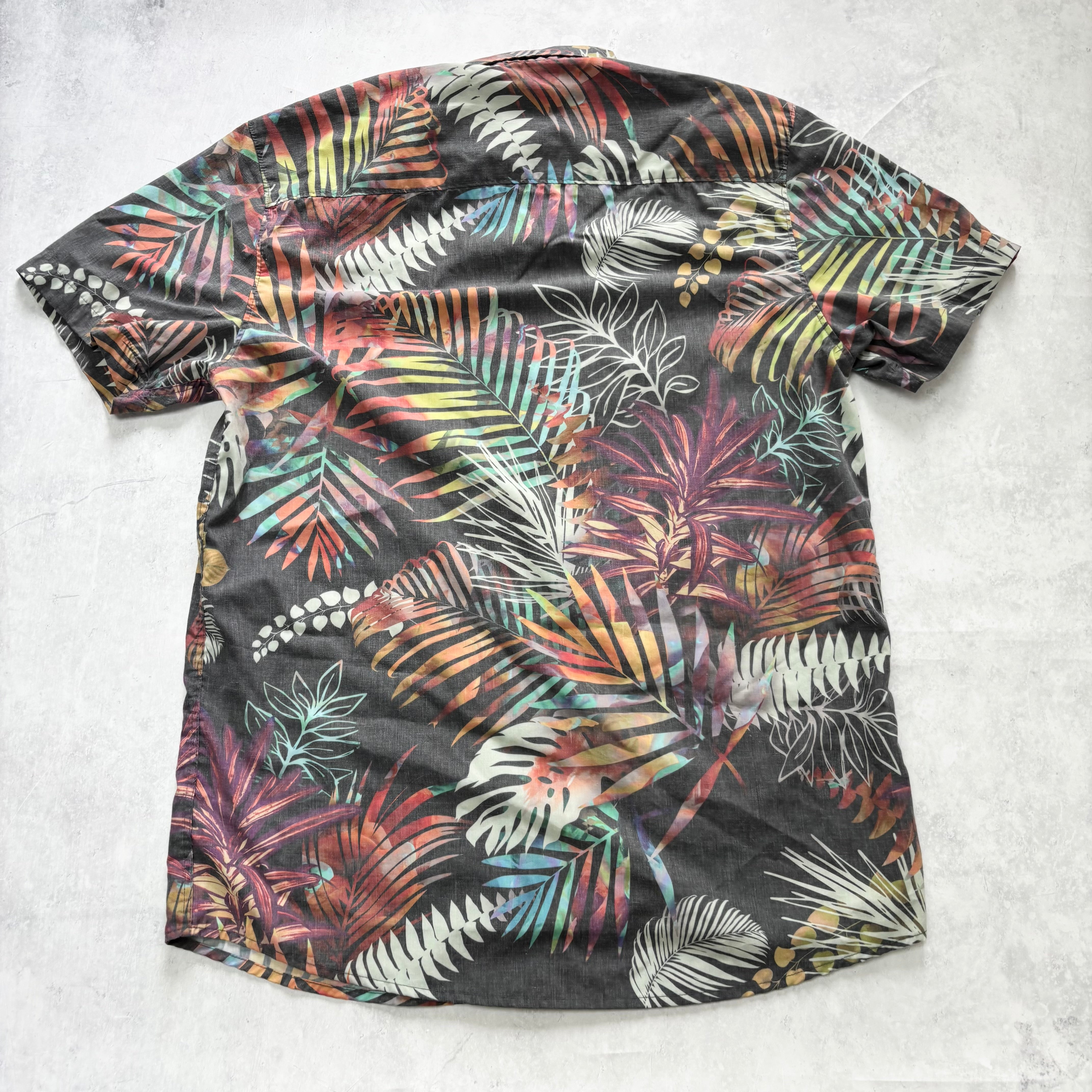 O'Neill Hawaiian Shirt Mens XL Grey Floral Aloha Short Sleeve Polyester Surf (E)