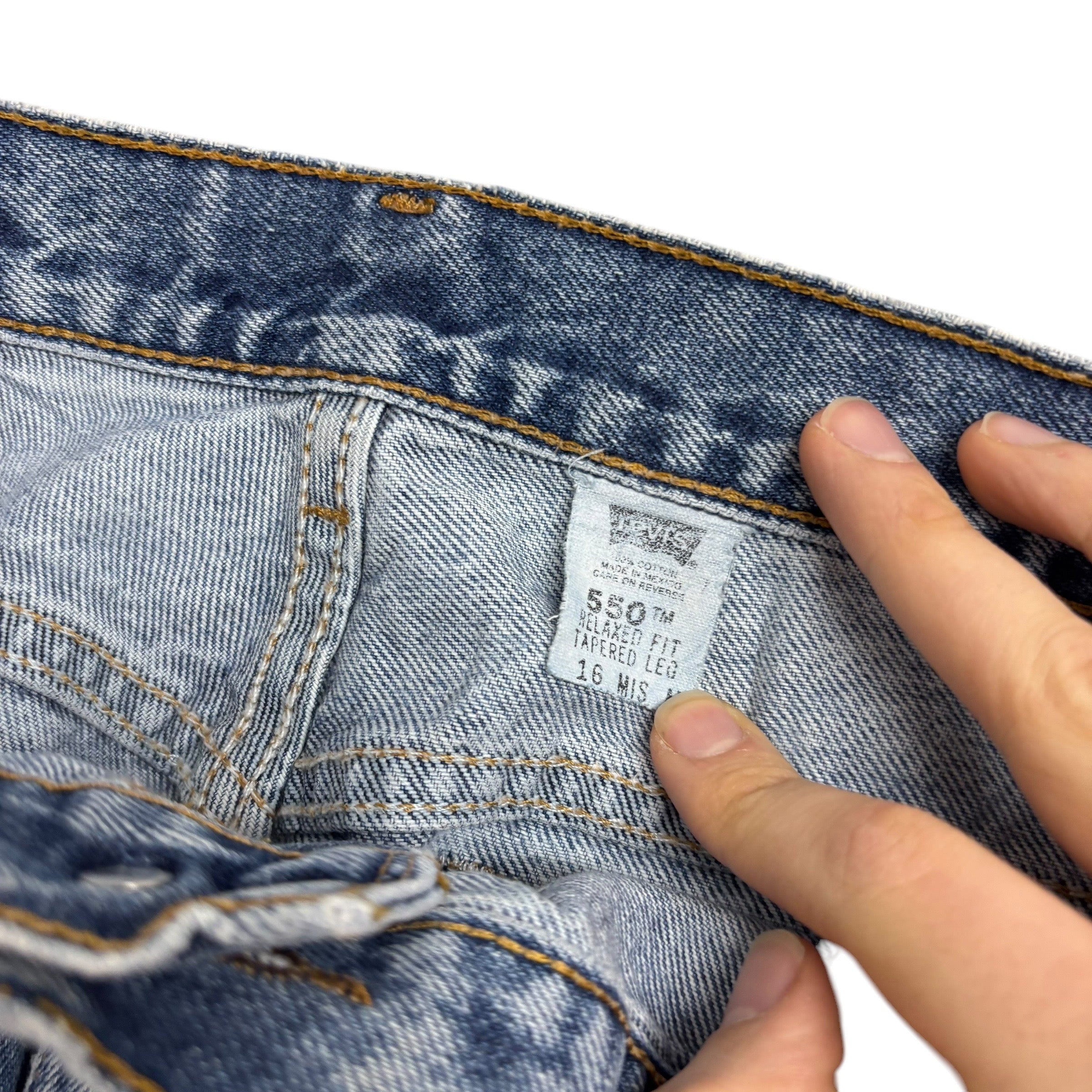 Levis 550 Jeans W34 L31 Womens Light Blue Relaxed Taper Mom Vintage Denim