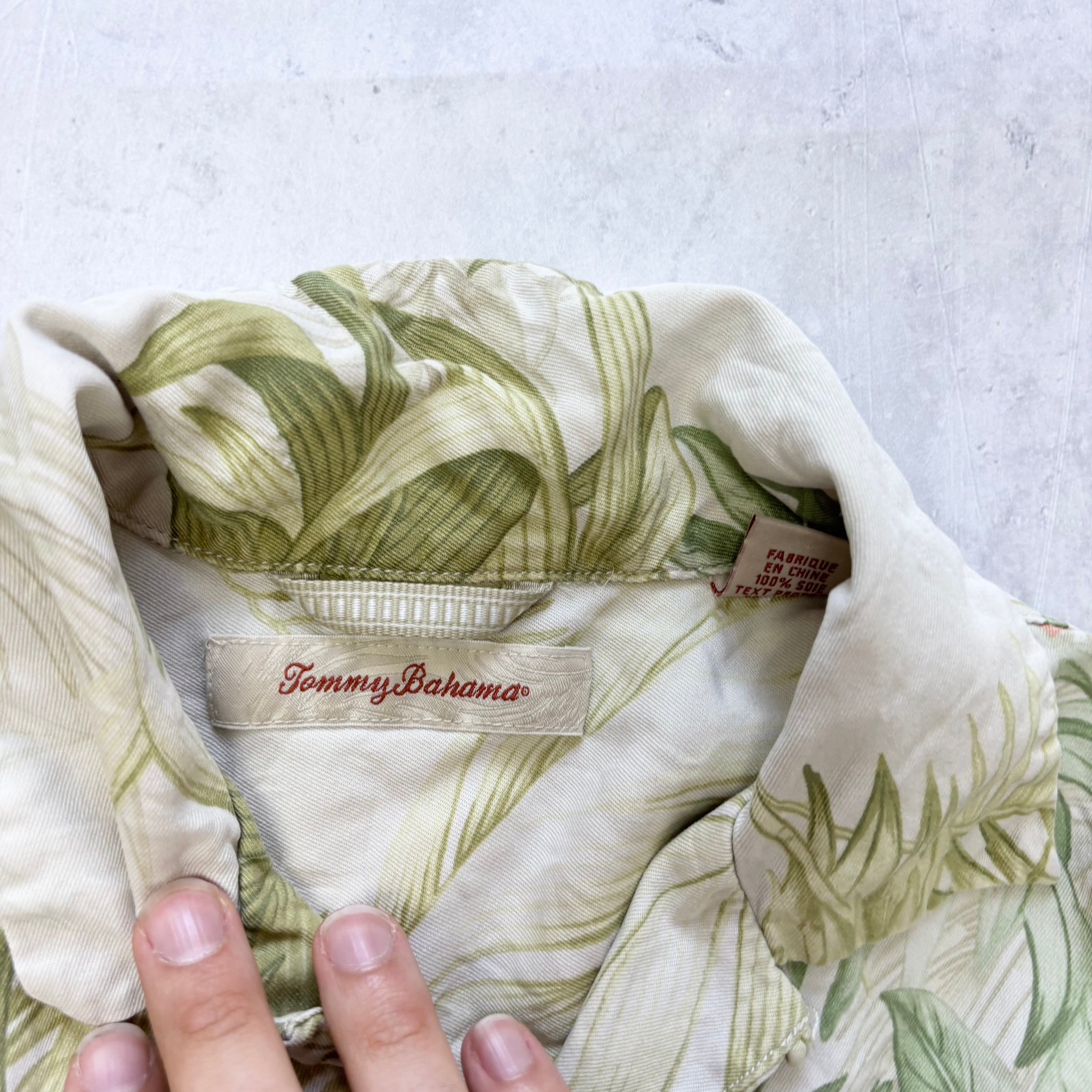 Vintage Hawaiian Shirt Mens Small Green Floral Aloha Tommy Bahama Silk (E)