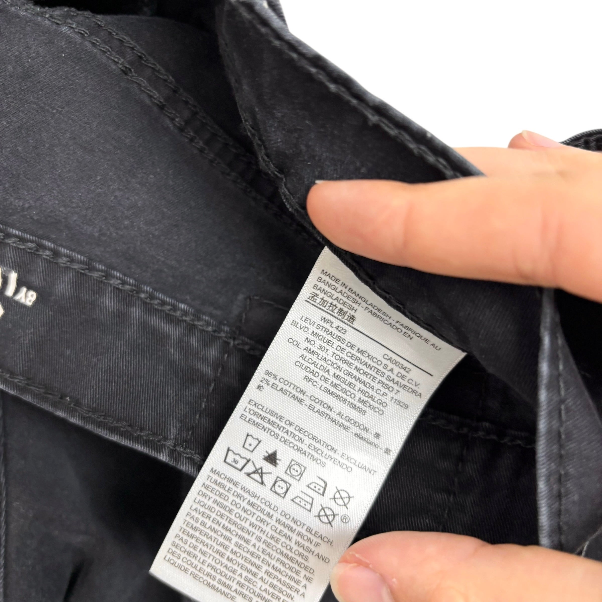 Levis Signature Trousers W30 L30 Mens Black Athletic Fit Stretch Pants