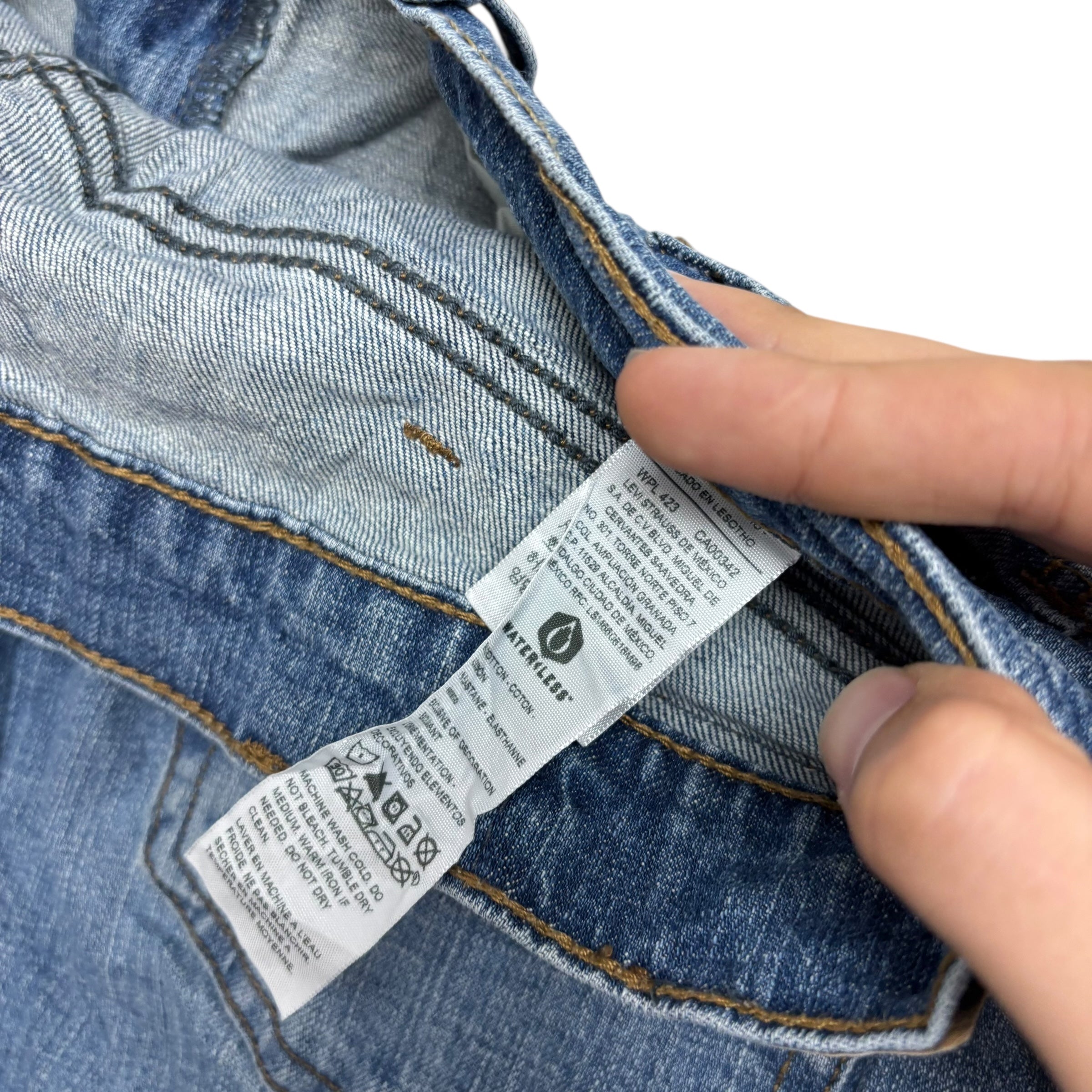 Levis Signature Jeans W34 L34 Mens Mid Blue Regular Bootcut Fit Stretch Denim (E)
