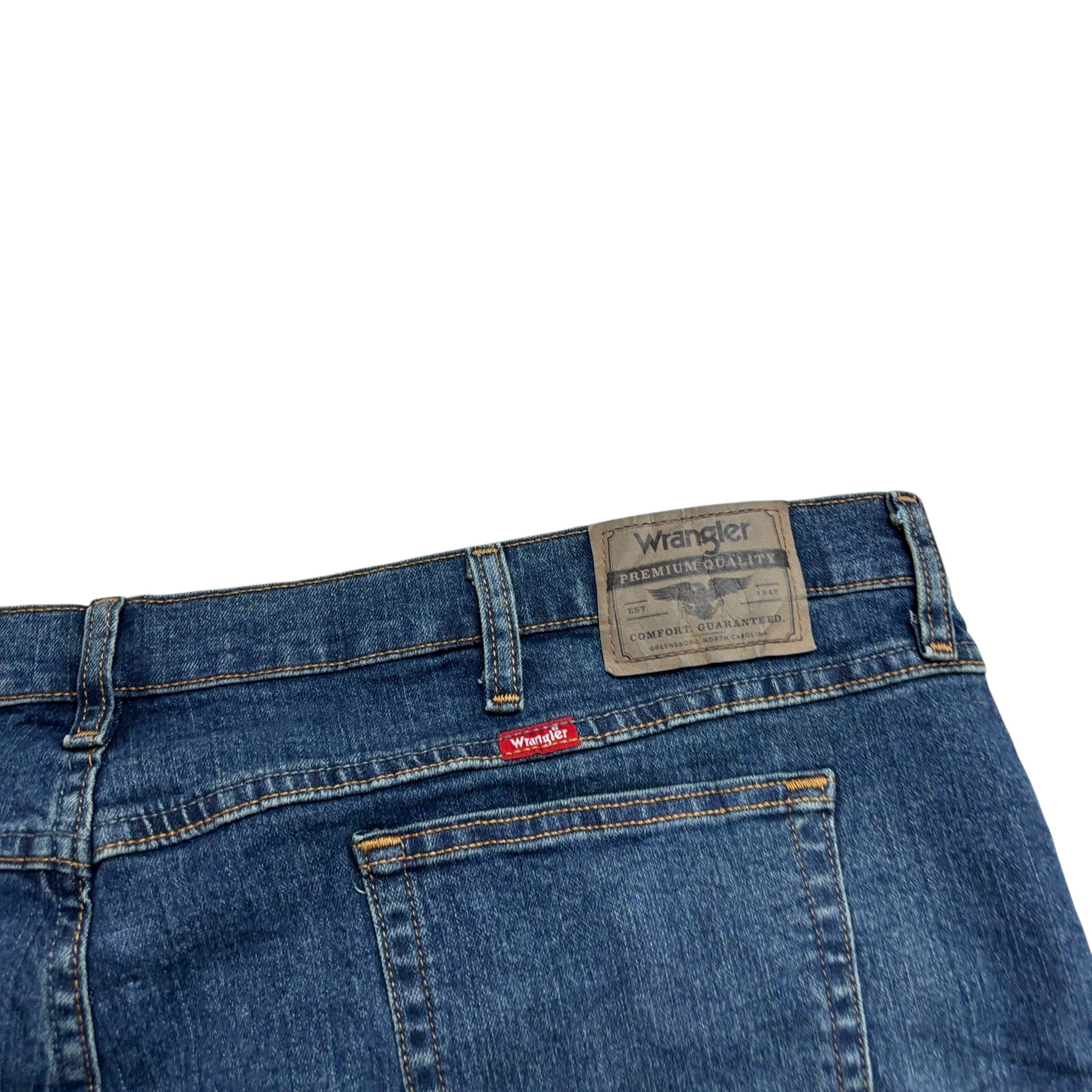 Wrangler Jeans W46 L30 Mens Dark Blue Relaxed Straight Fit Stretch Denim (E)
