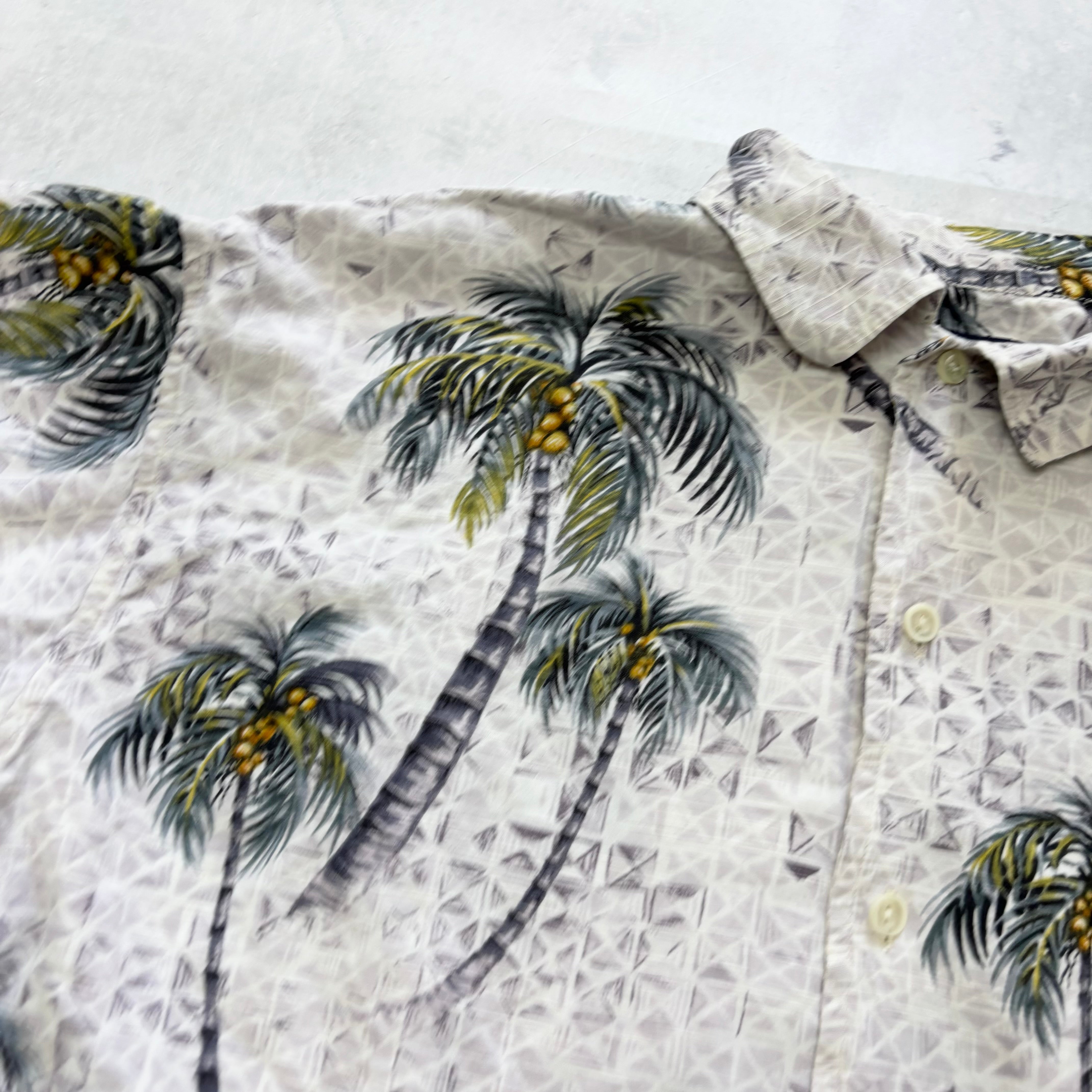 Vintage Hawaiian Shirt Mens Large Floral Aloha Short Sleeve Rayon Blend (E)