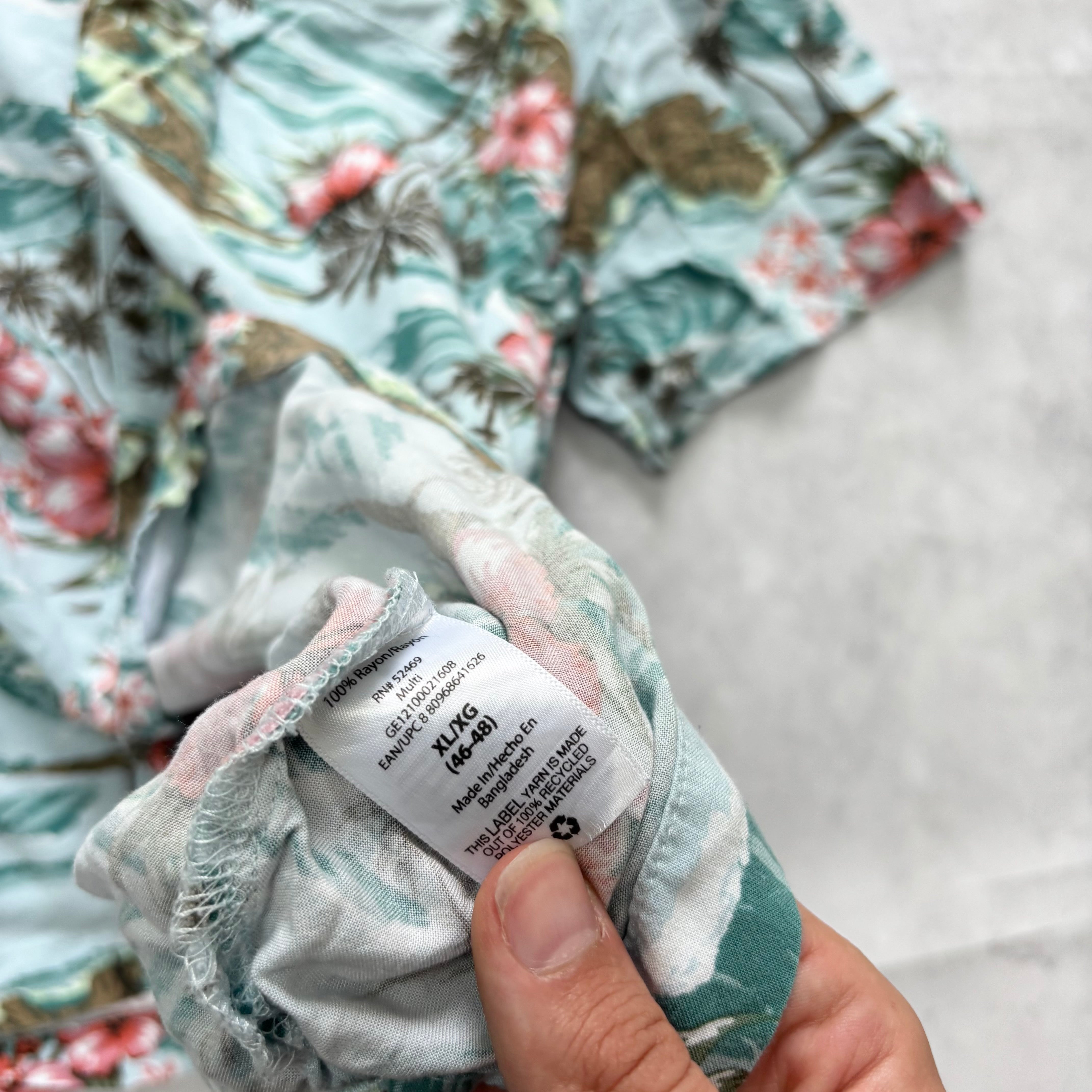 Hawaiian Shirt Mens XL Blue Floral Aloha Short Sleeve Rayon (E)