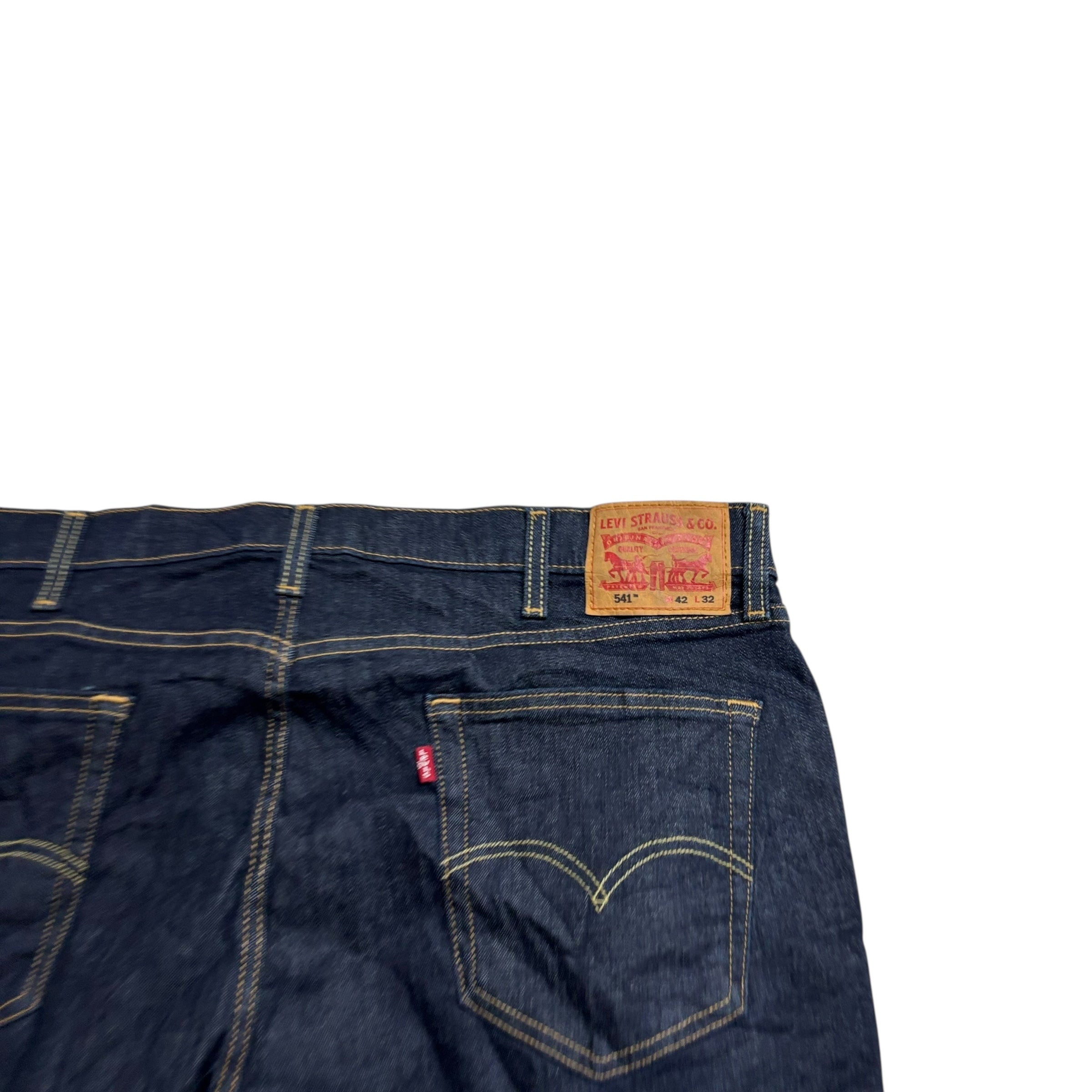 Levis 541 Jeans W42 L32 Mens Dark Blue Athletic Tapered Fit Stretch Denim (E)