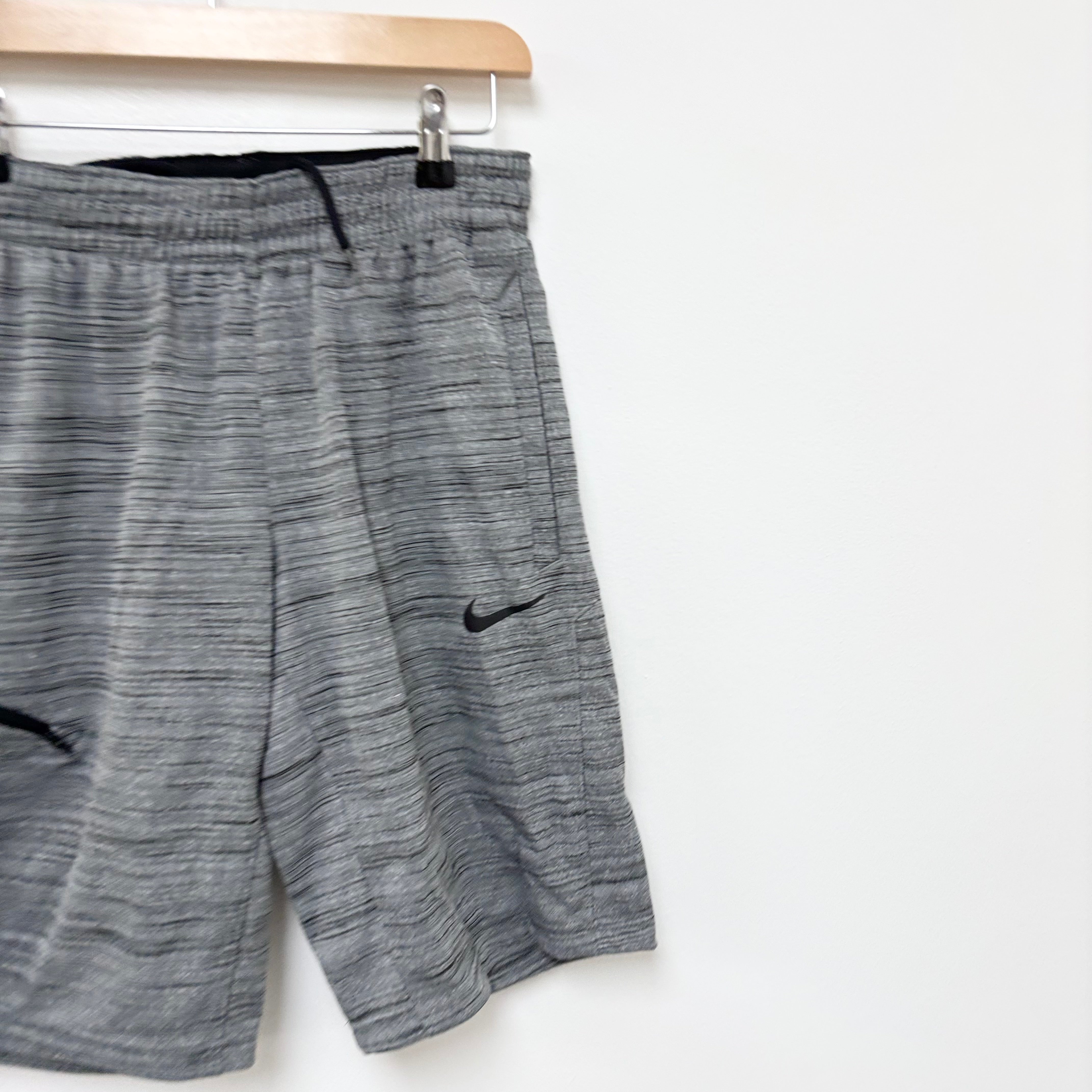 Nike Shorts Mens Small Grey Dri Fit Running Sports Gym Athletic Pockets (E)