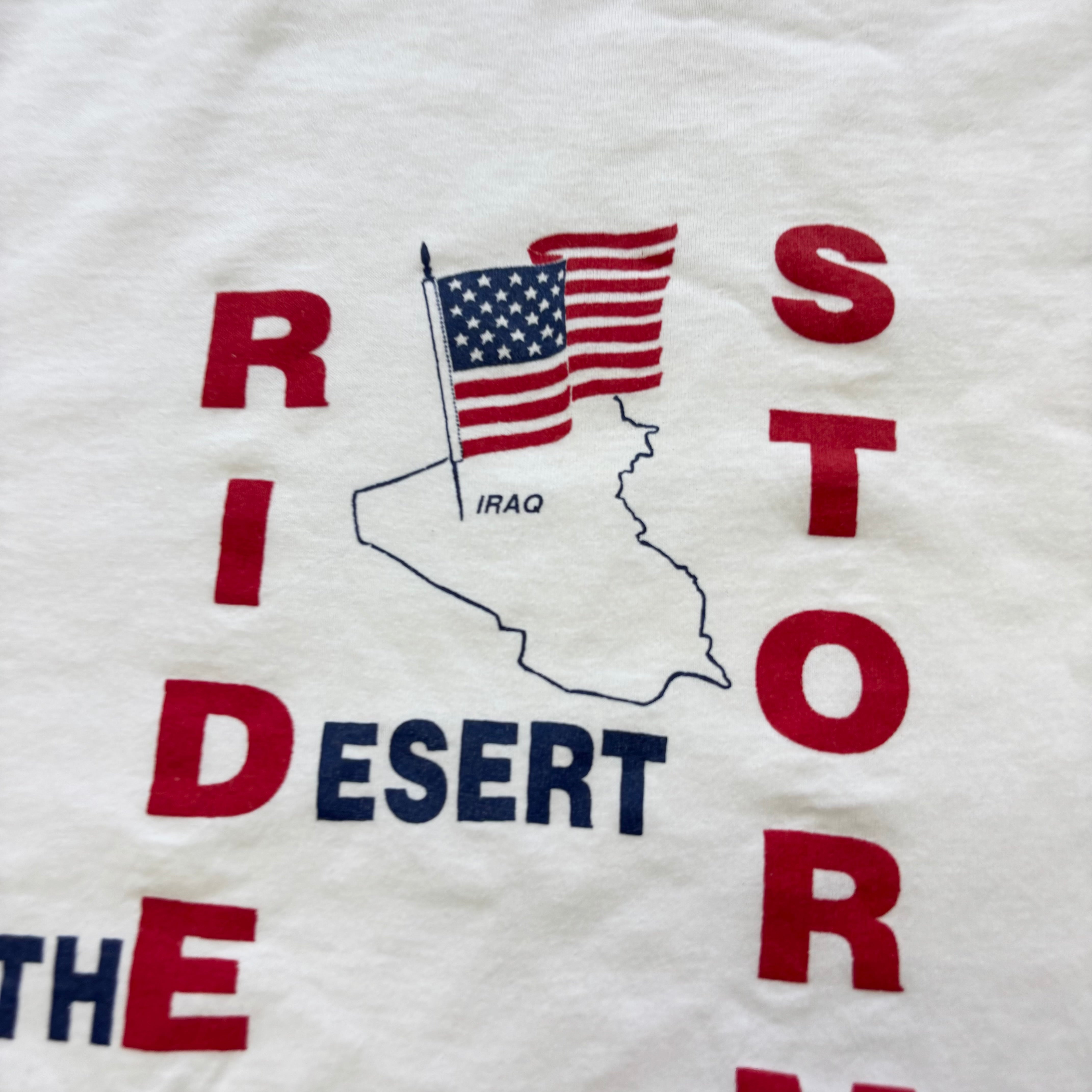 Vintage T Shirt Mens Large White Single Stitch Graphic Print 90s Desert Storm (E)