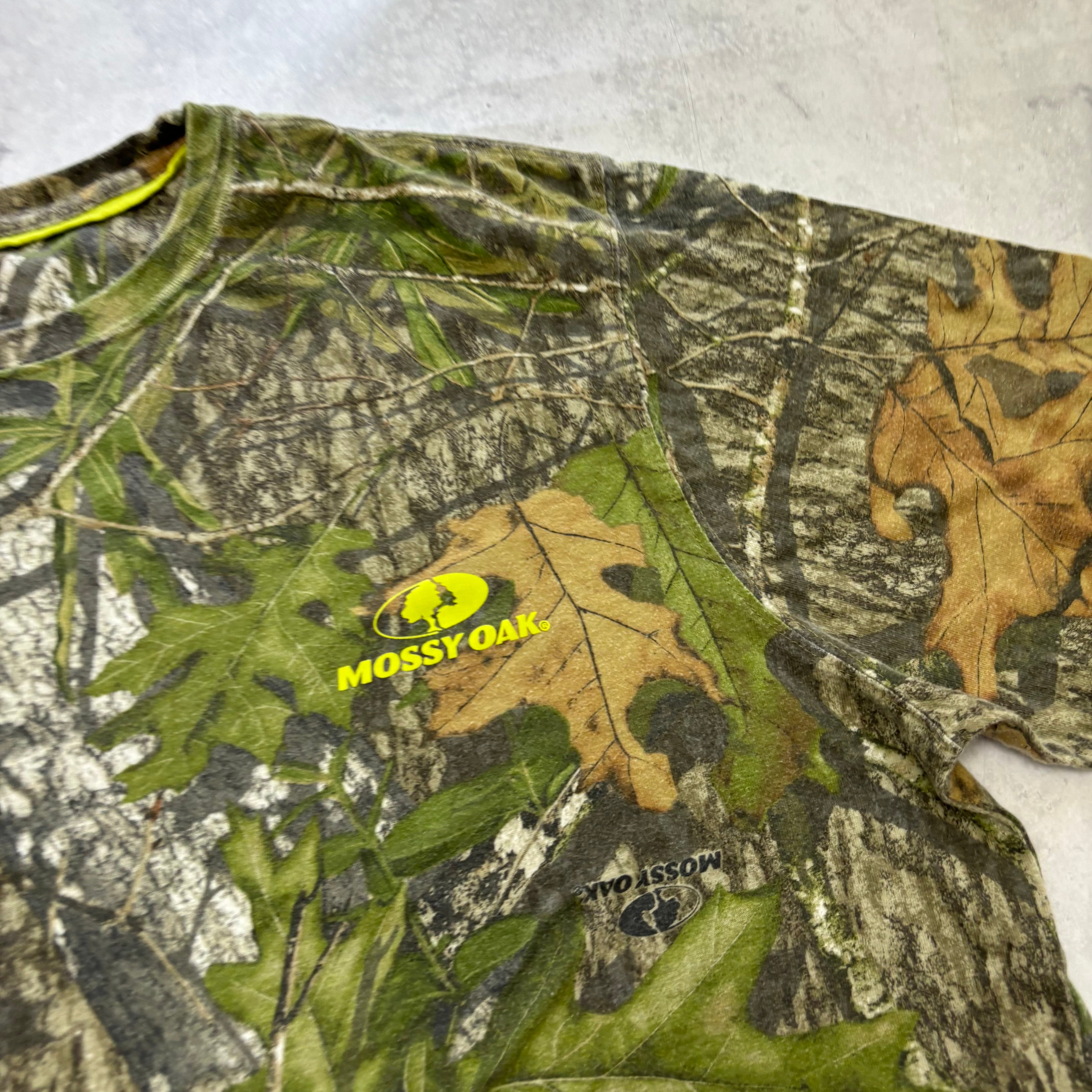 RealTree T Shirt Mens XL Camo Y2K Hunting Mossy Oak (E)