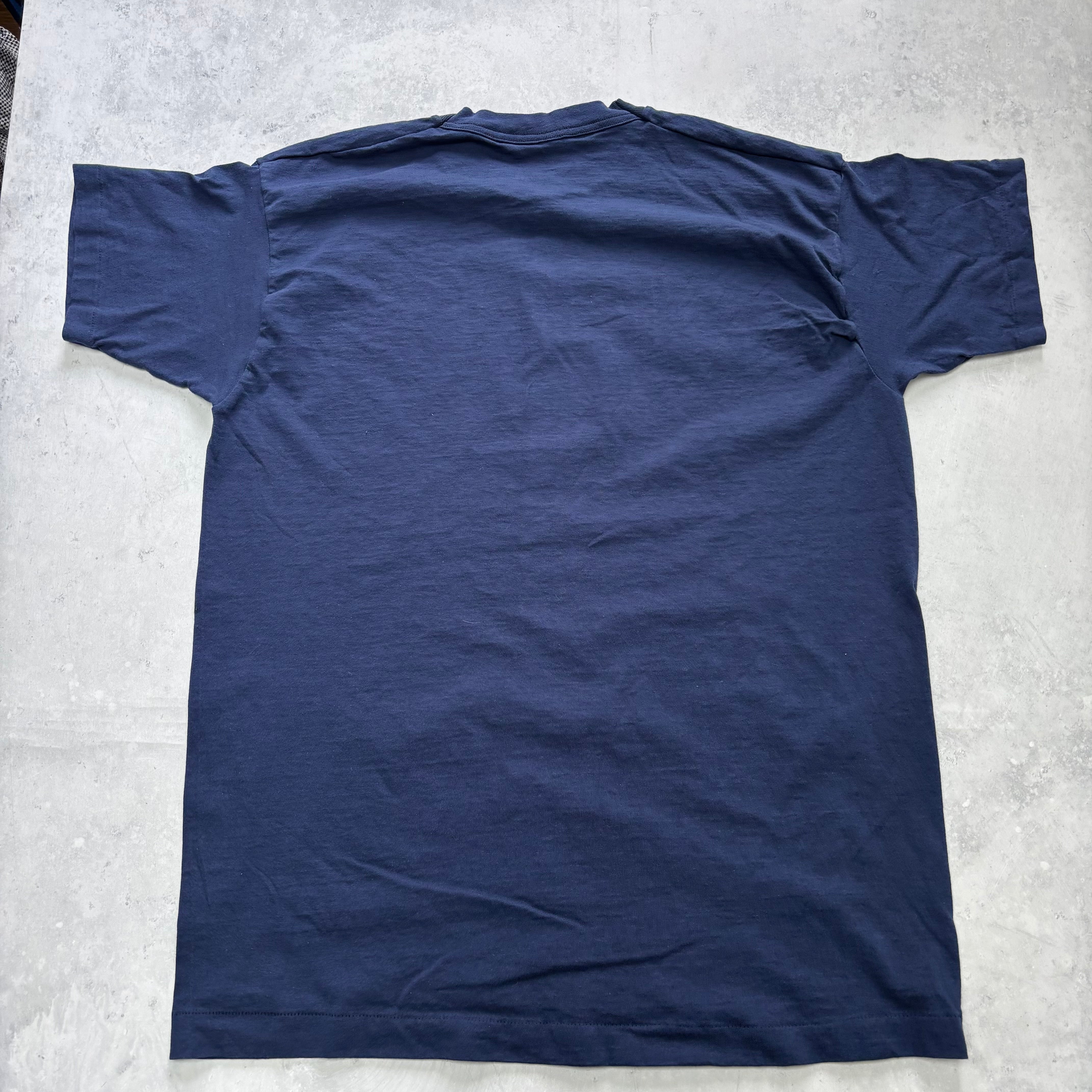Vintage T Shirt Mens XL Navy Blue Single Stitch Graphic Print 90s College (E)