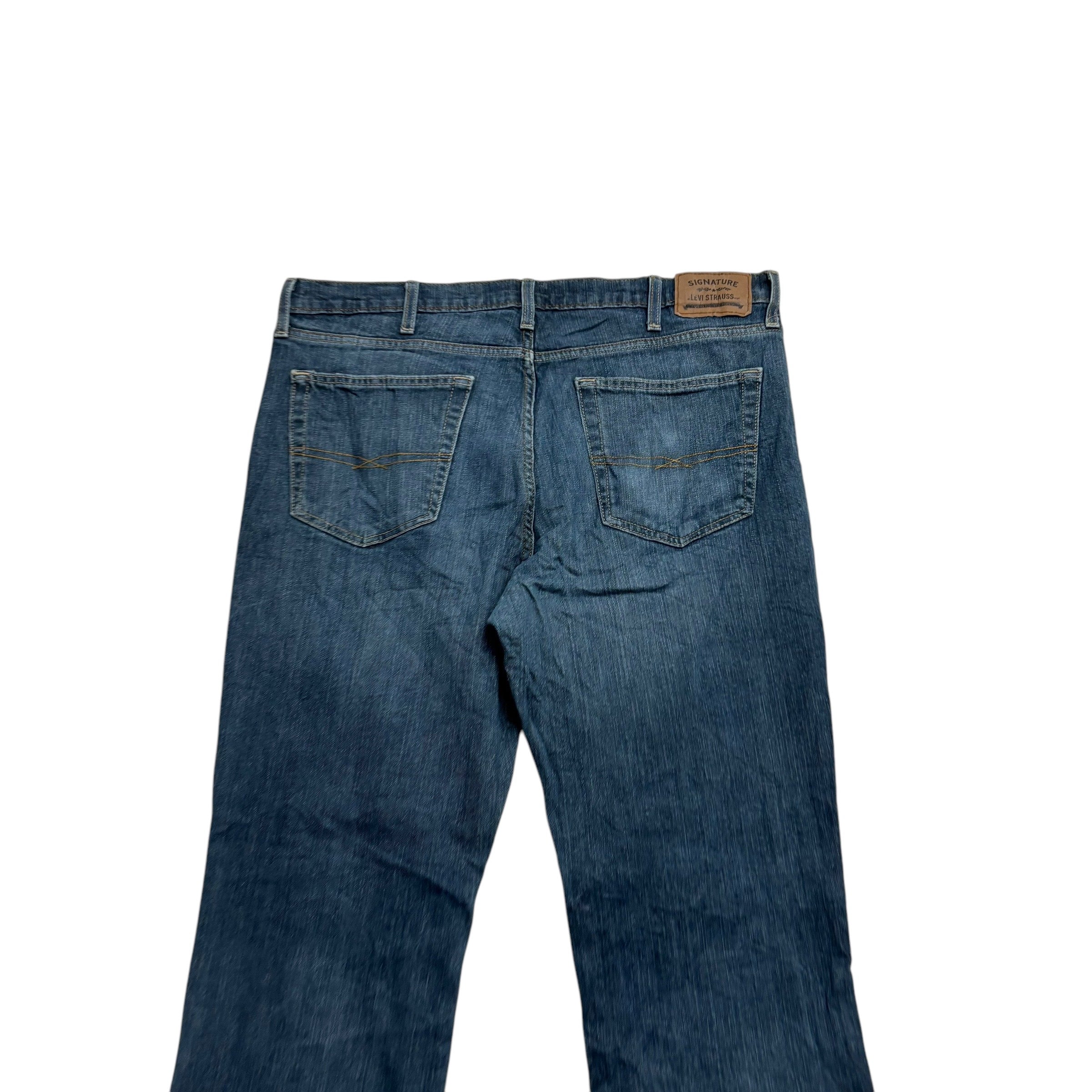 Levis Signature Jeans W38 L31 Mens Dark Blue Athletic Tapered Stretch Denim (E)