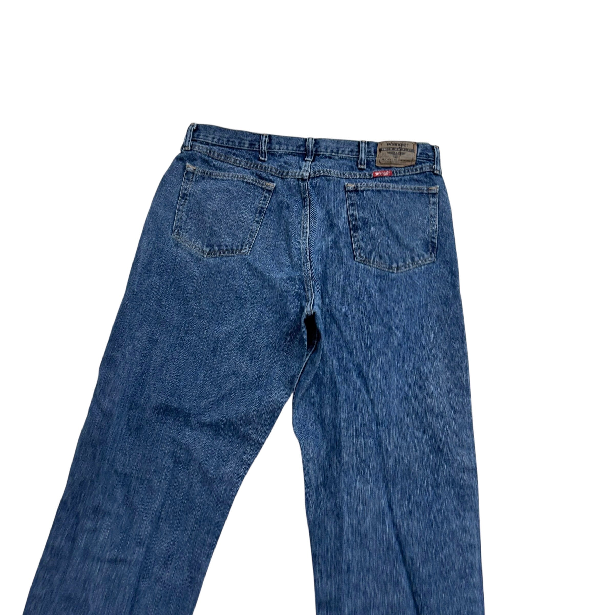 Wrangler Jeans W38 L34 Mens Mid Blue Relaxed Straight Fit Denim (E)