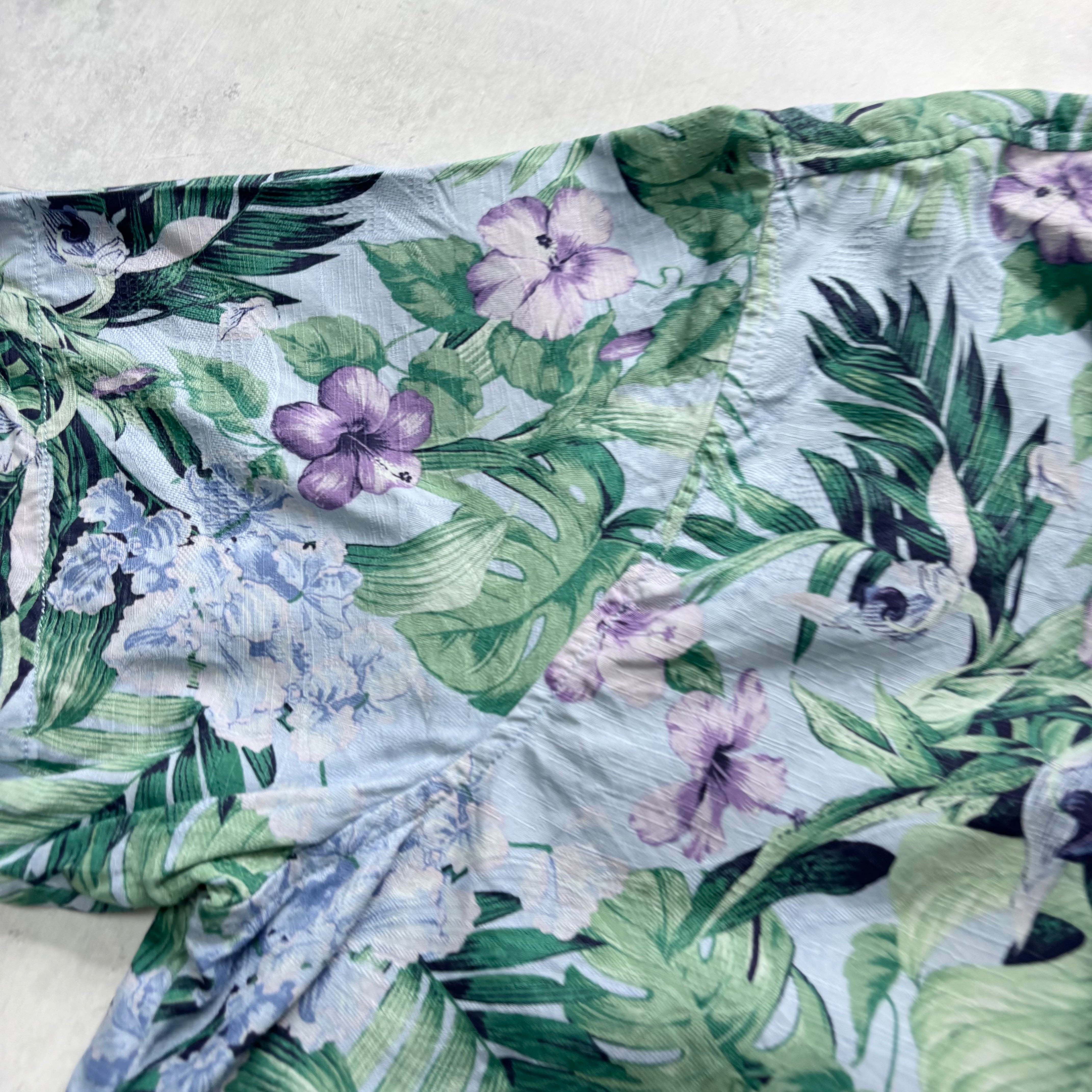 Tommy Bahama Hawaiian Shirt Mens XL Multi Floral Aloha Short Sleeve Silk