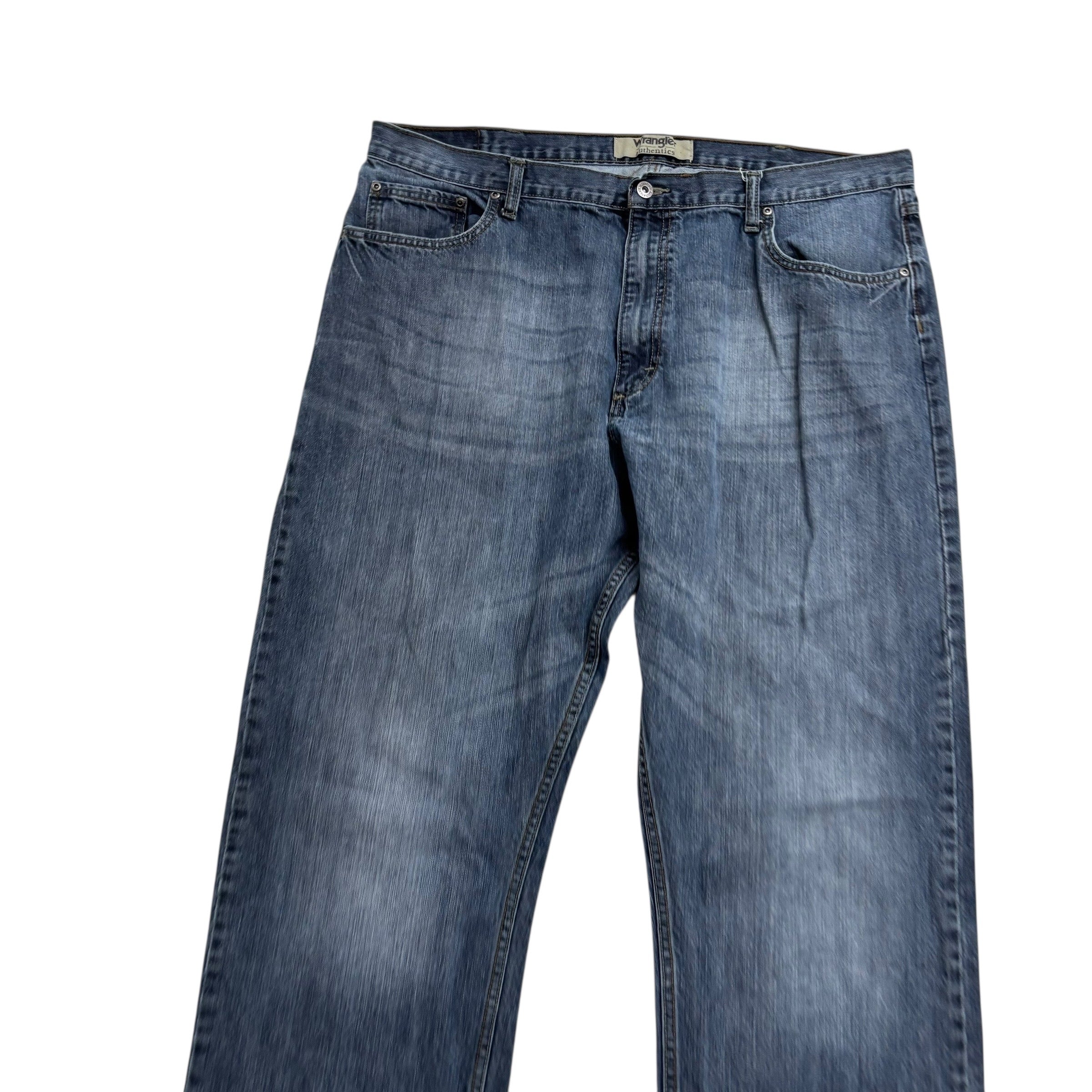 Wrangler Jeans W42 L32 Mens Dark Blue Relaxed Straight Fit Vintage Denim