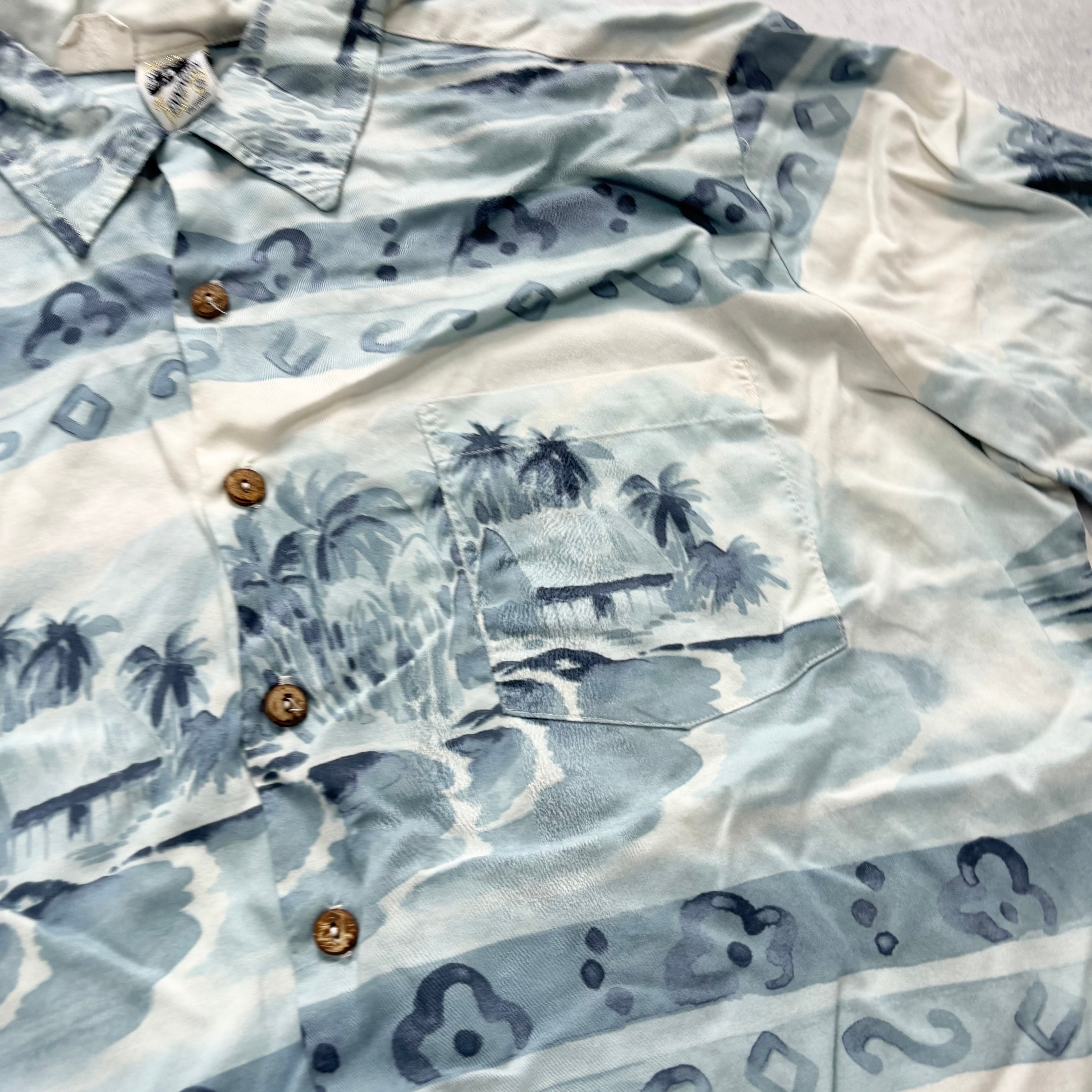 Vintage Hawaiian Shirt Mens XL Blue White Floral Aloha Short Sleeve Rayon (E)