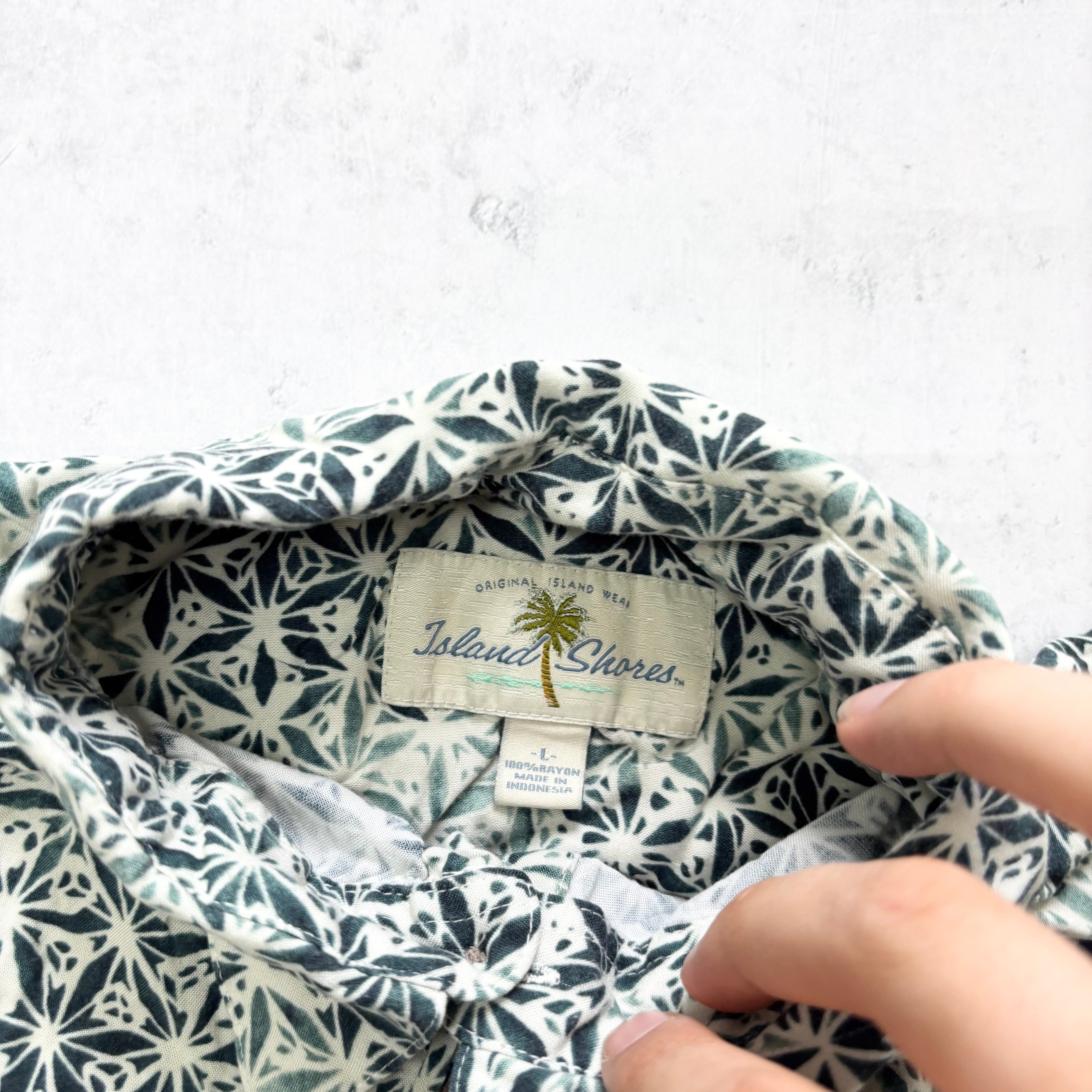 Hawaiian Shirt Mens Large Green Floral Aloha Short Sleeve Rayon (E)