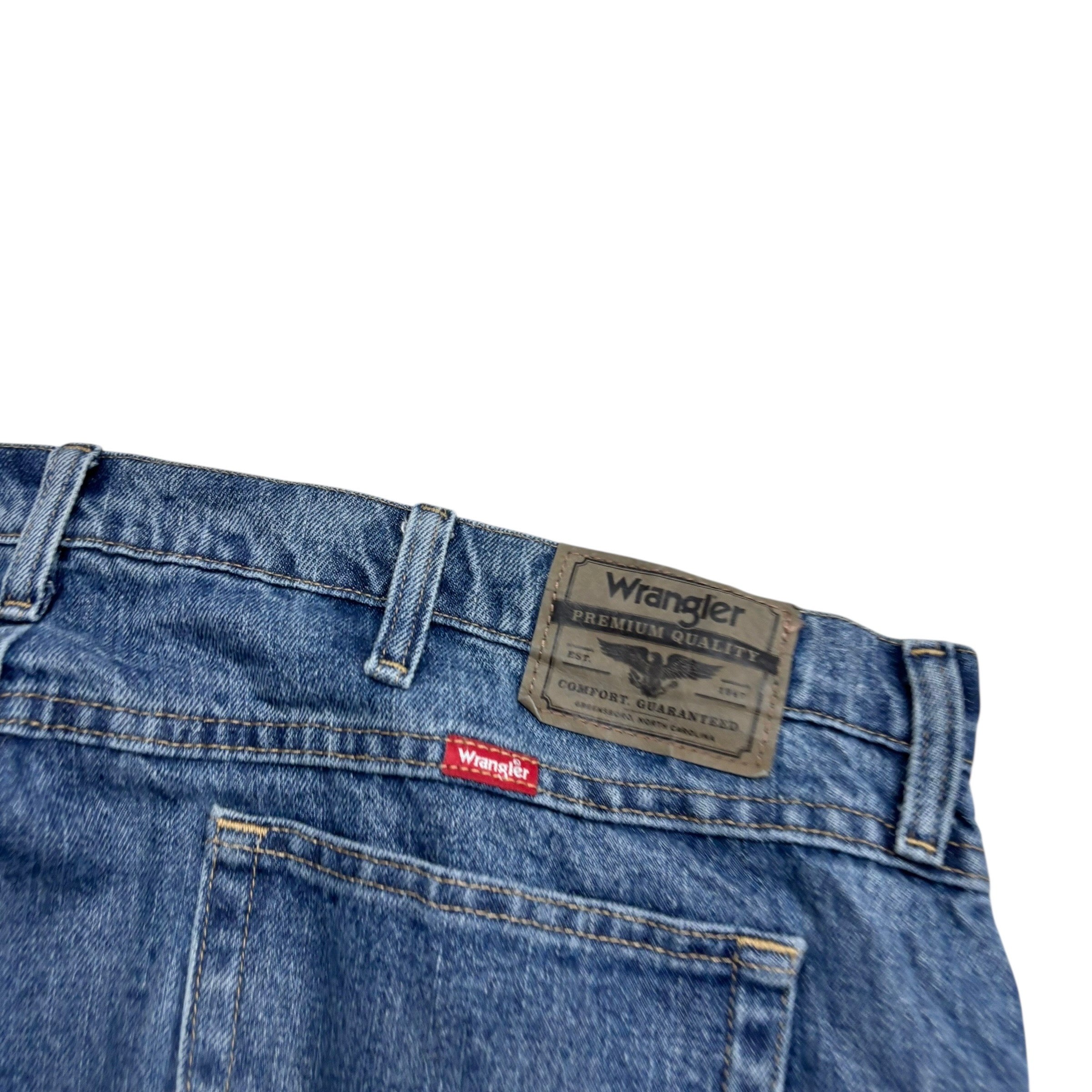 Wrangler Jeans W44 L31 Mens Mid Blue Relaxed Straight Fit Denim (E)
