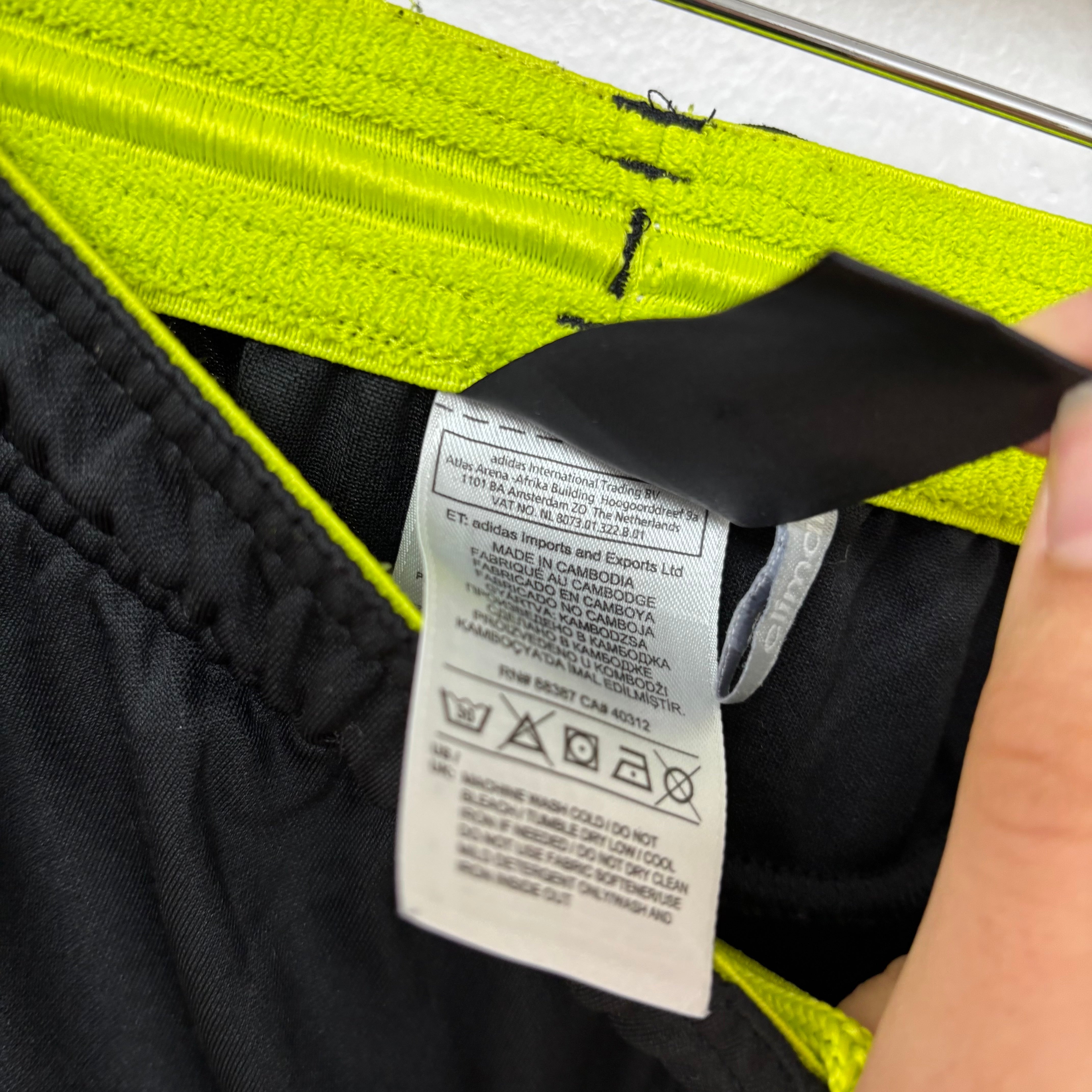 Adidas Shorts Mens Small Black Sports Running Gym Athletic Pockets Climalite (E)