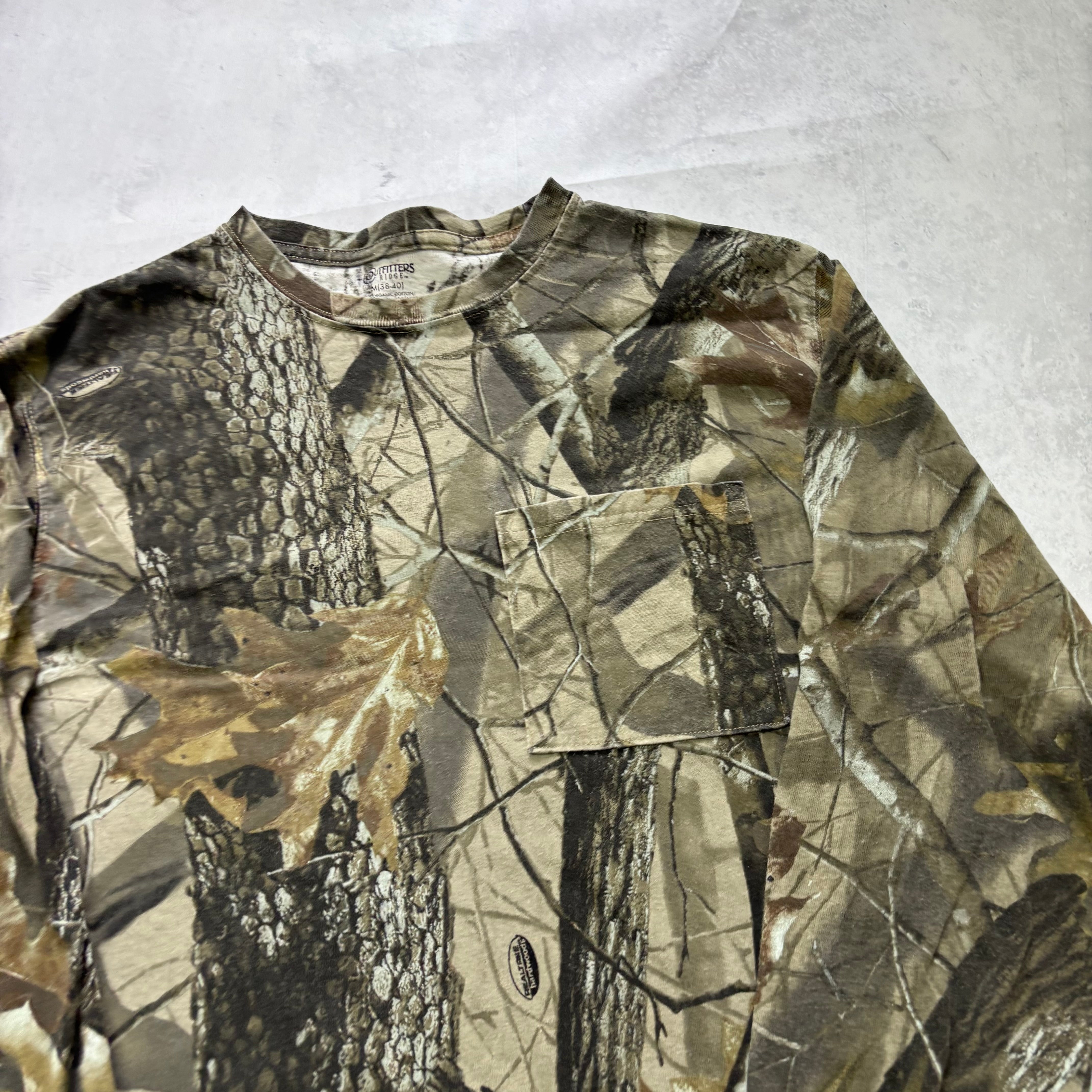 RealTree T Shirt Mens Medium Camo Y2K Hunting Long Sleeve (E)