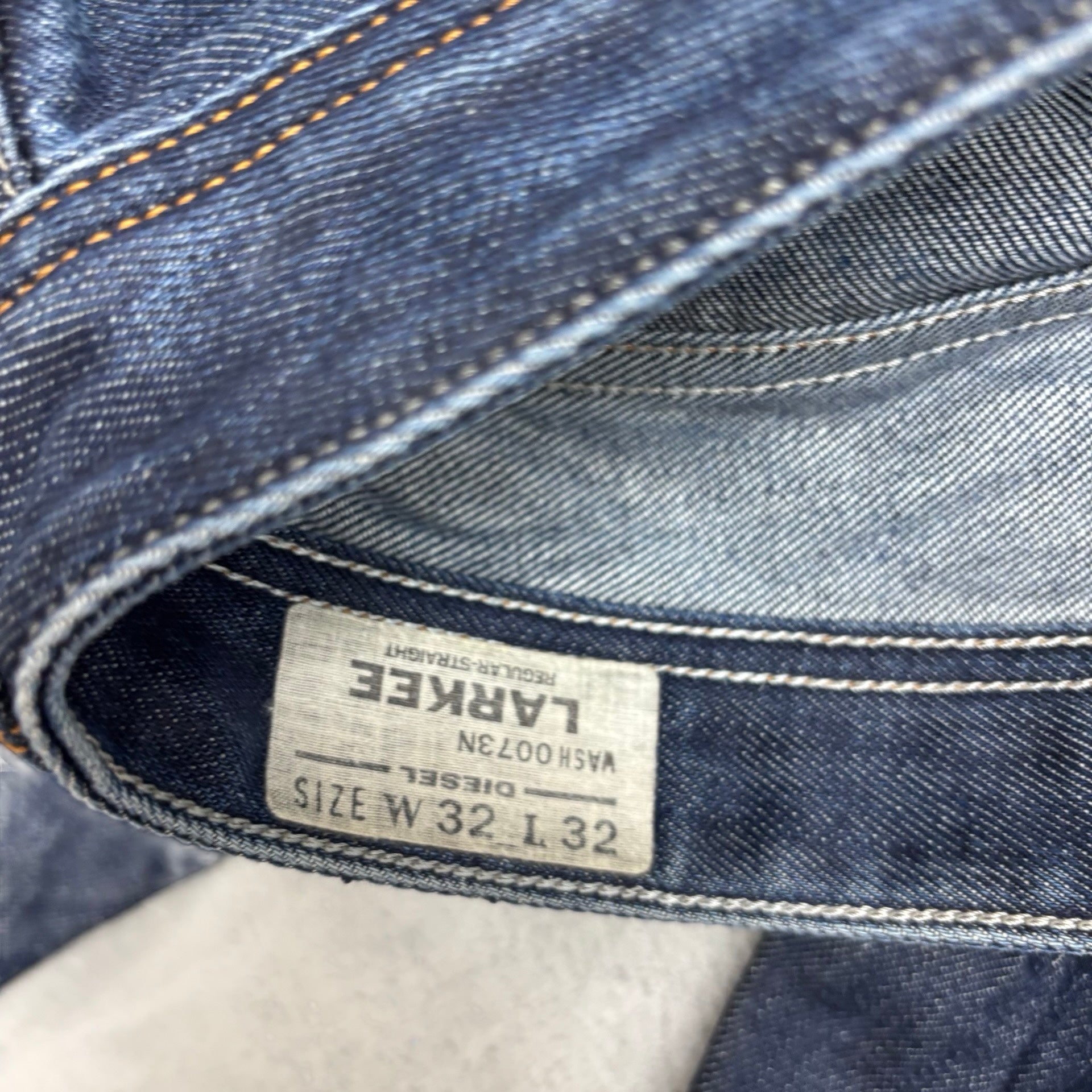 Diesel Larkee Jeans W32 L32 Mens Dark Blue Regular Straight Fit Denim (F)