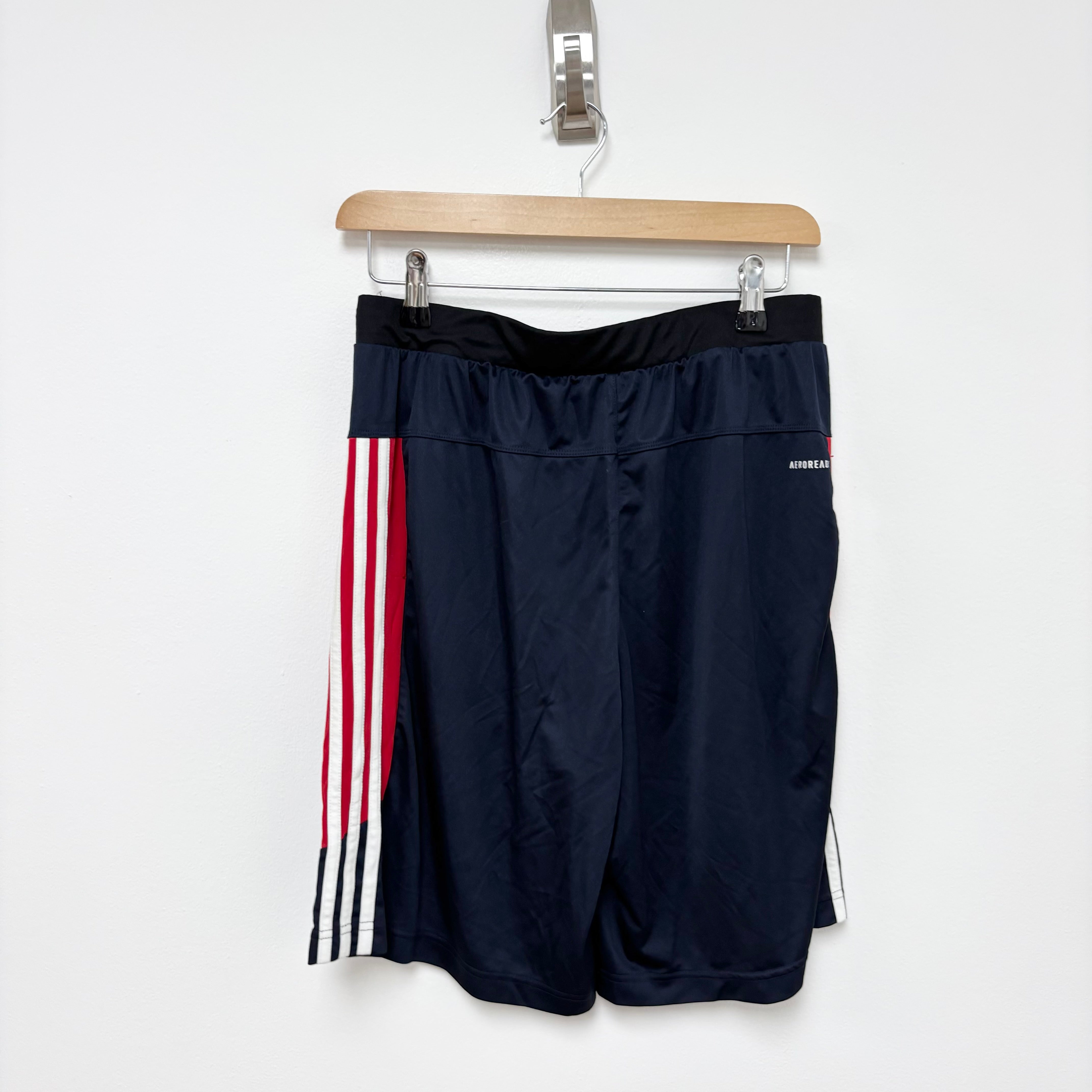 Adidas Shorts Mens Medium Navy Blue Sports Running Gym Athletic Pockets (E)