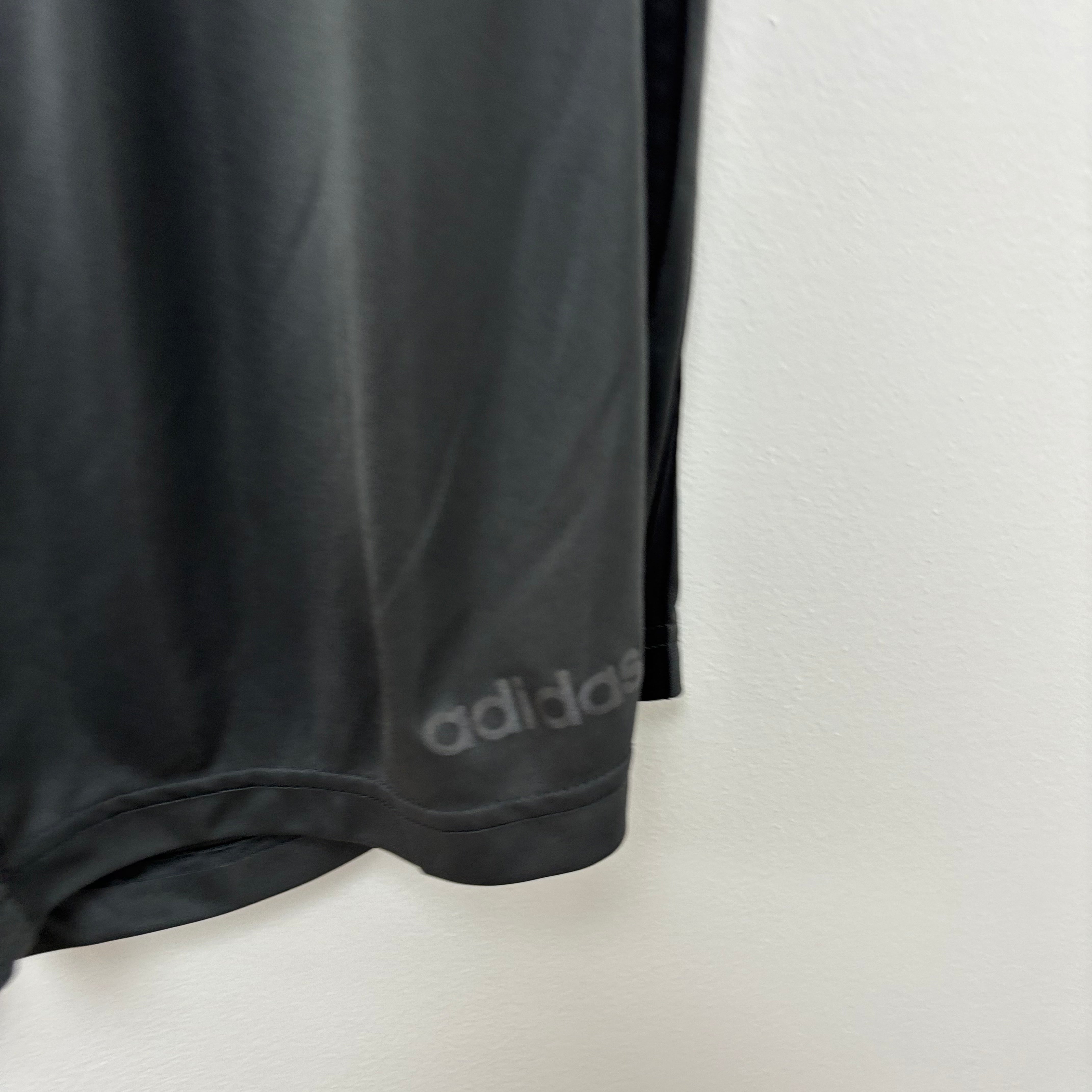 Adidas Shorts Mens XL Grey Sports Running Gym Athletic Pockets Aeroready (E)