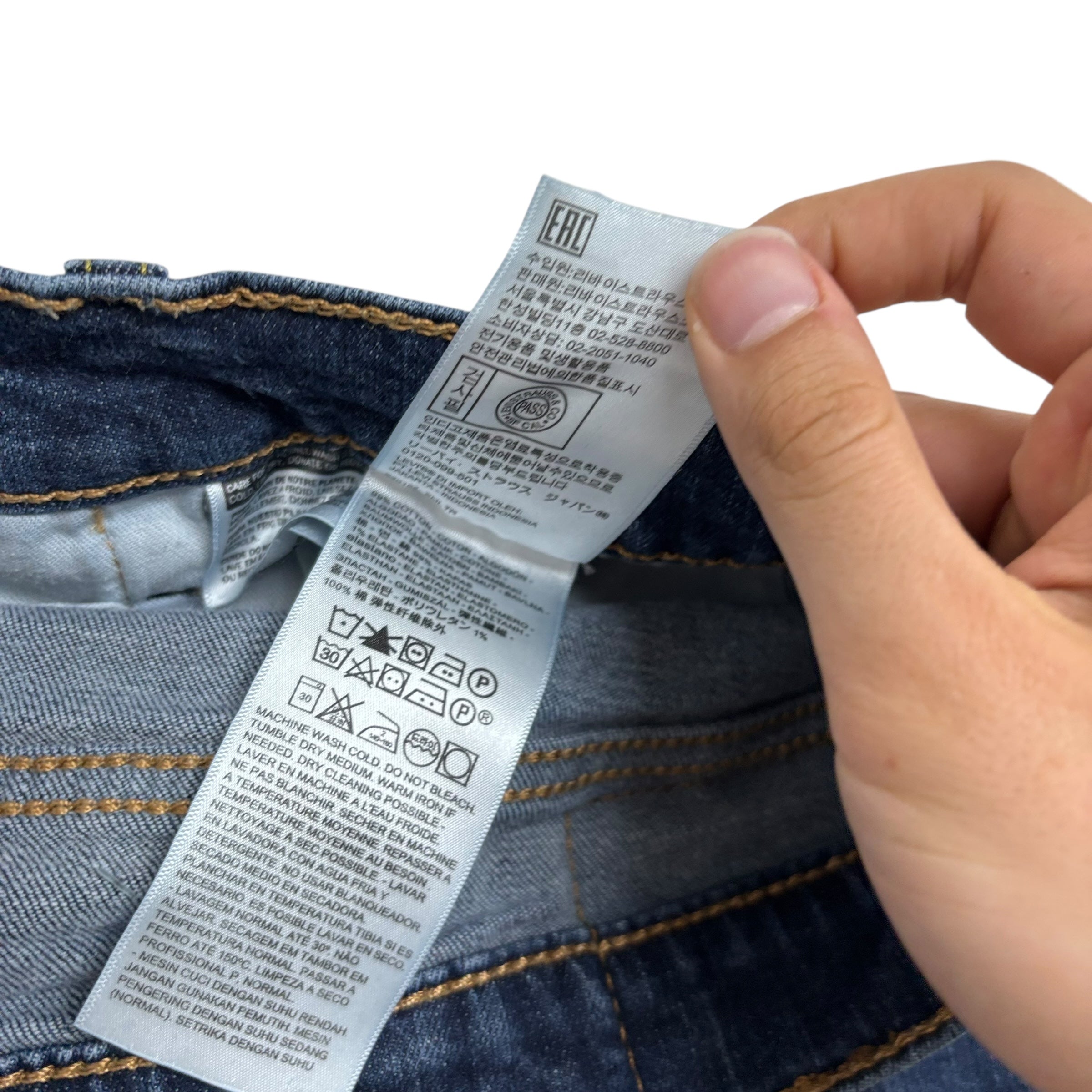 Levis 541 Jeans W46 L31 Mens Dark Blue Athletic Tapered Fit Stretch Denim