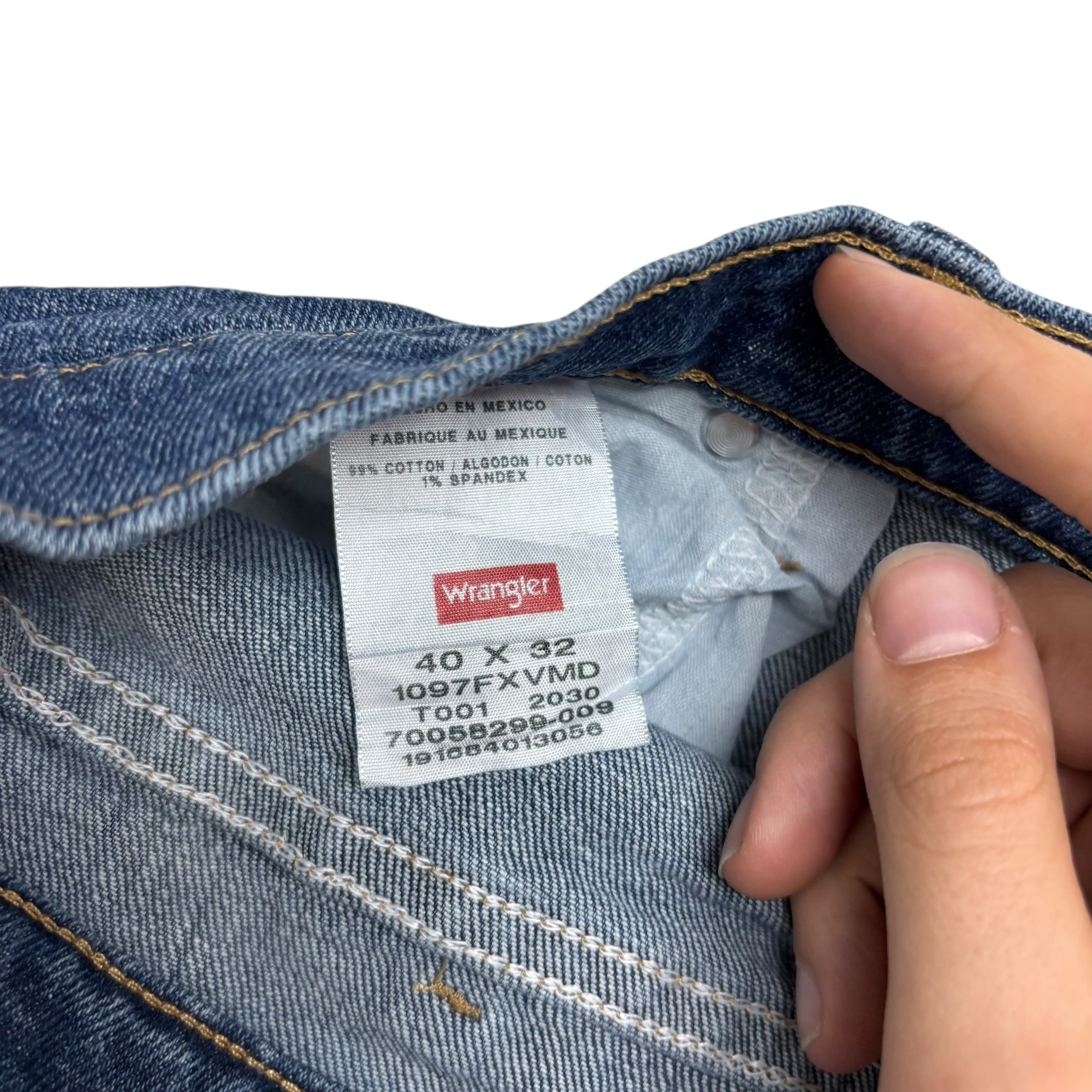 Wrangler Jeans W40 L32 Mens Mid Blue Relaxed Straight Fit Stretch Denim (E)