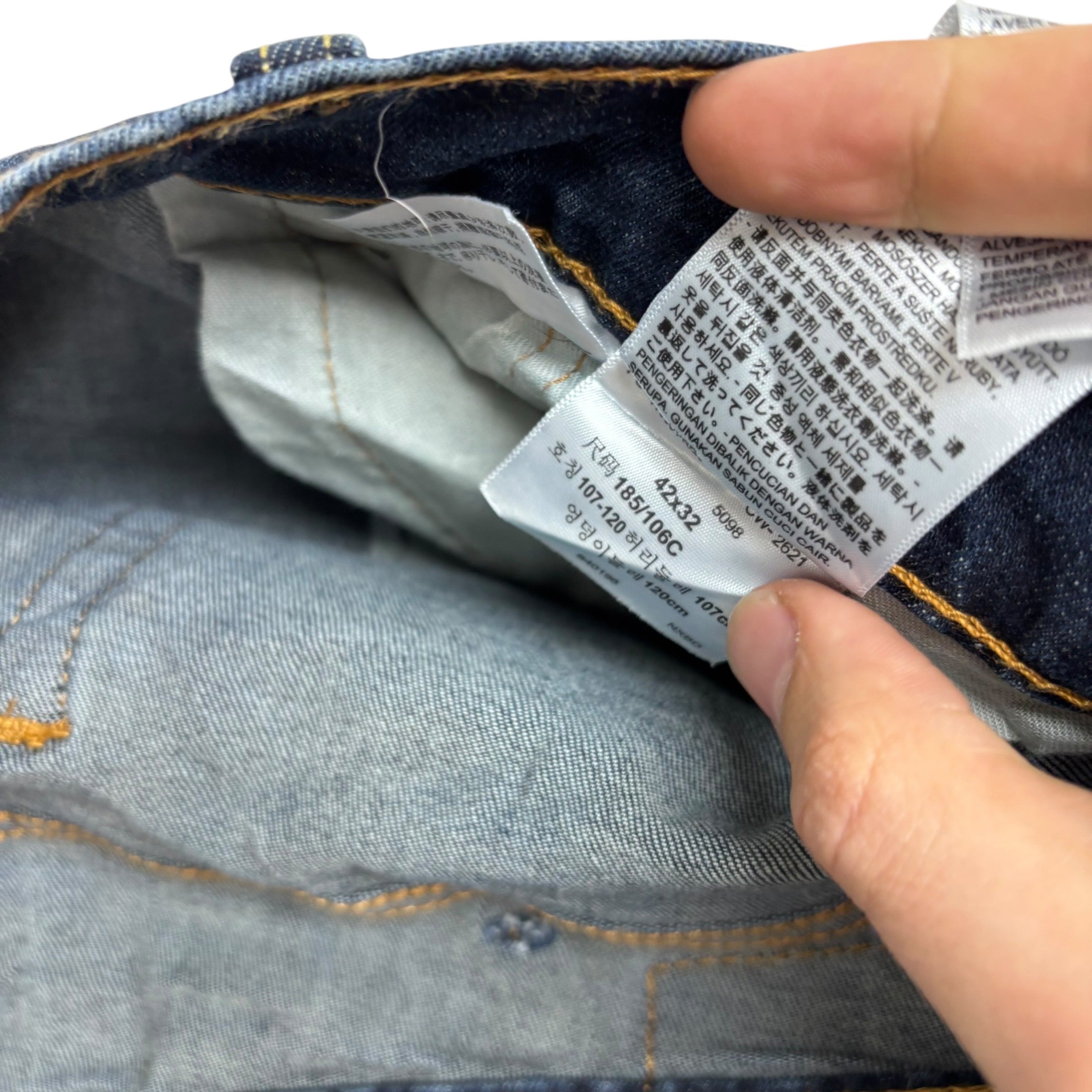 Levis 541 Jeans W42 L32 Mens Dark Blue Athletic Tapered Fit Stretch Denim (E)