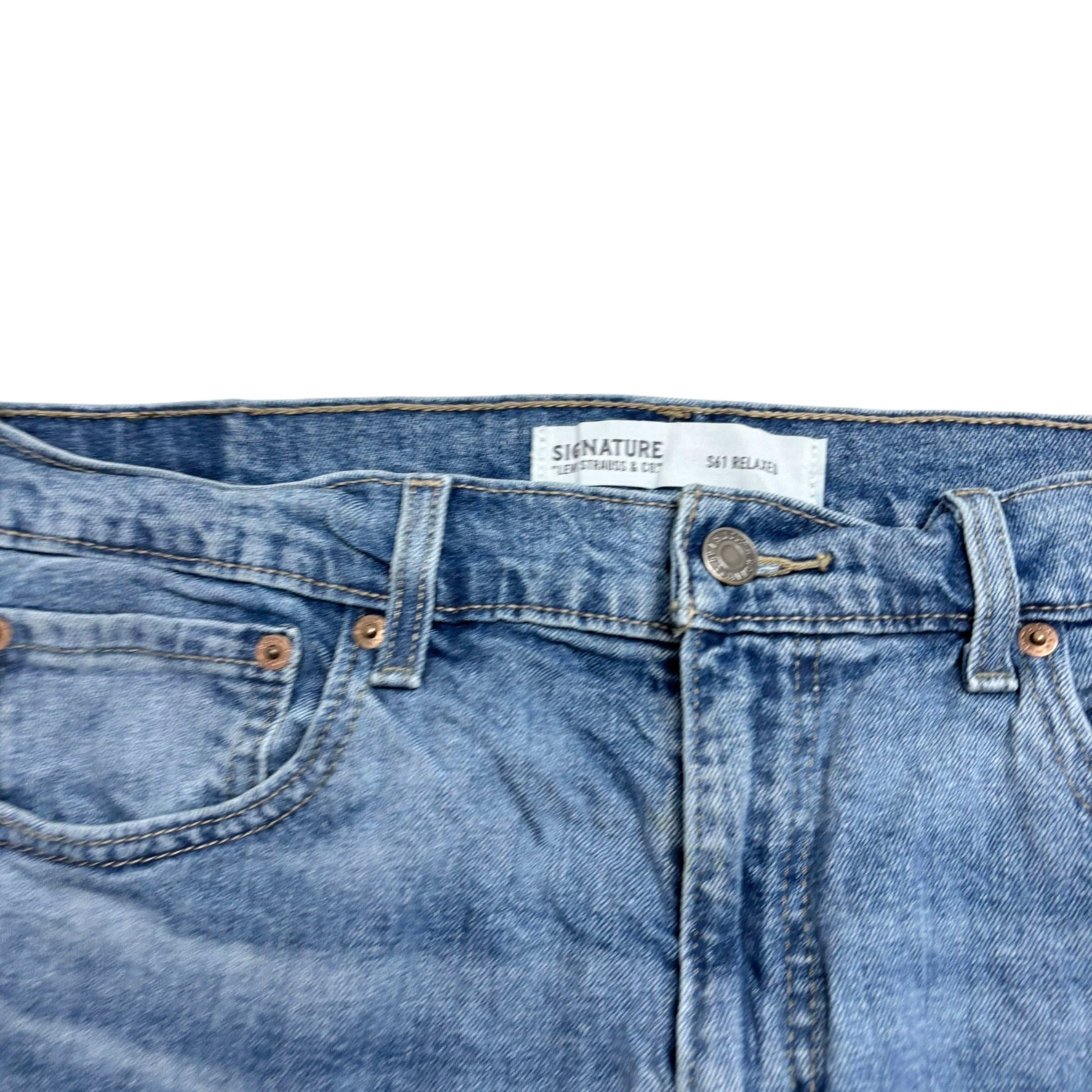 Levis Signature Jeans W34 L30 Mens Light Blue Relaxed Straight Fit Stretch (E)