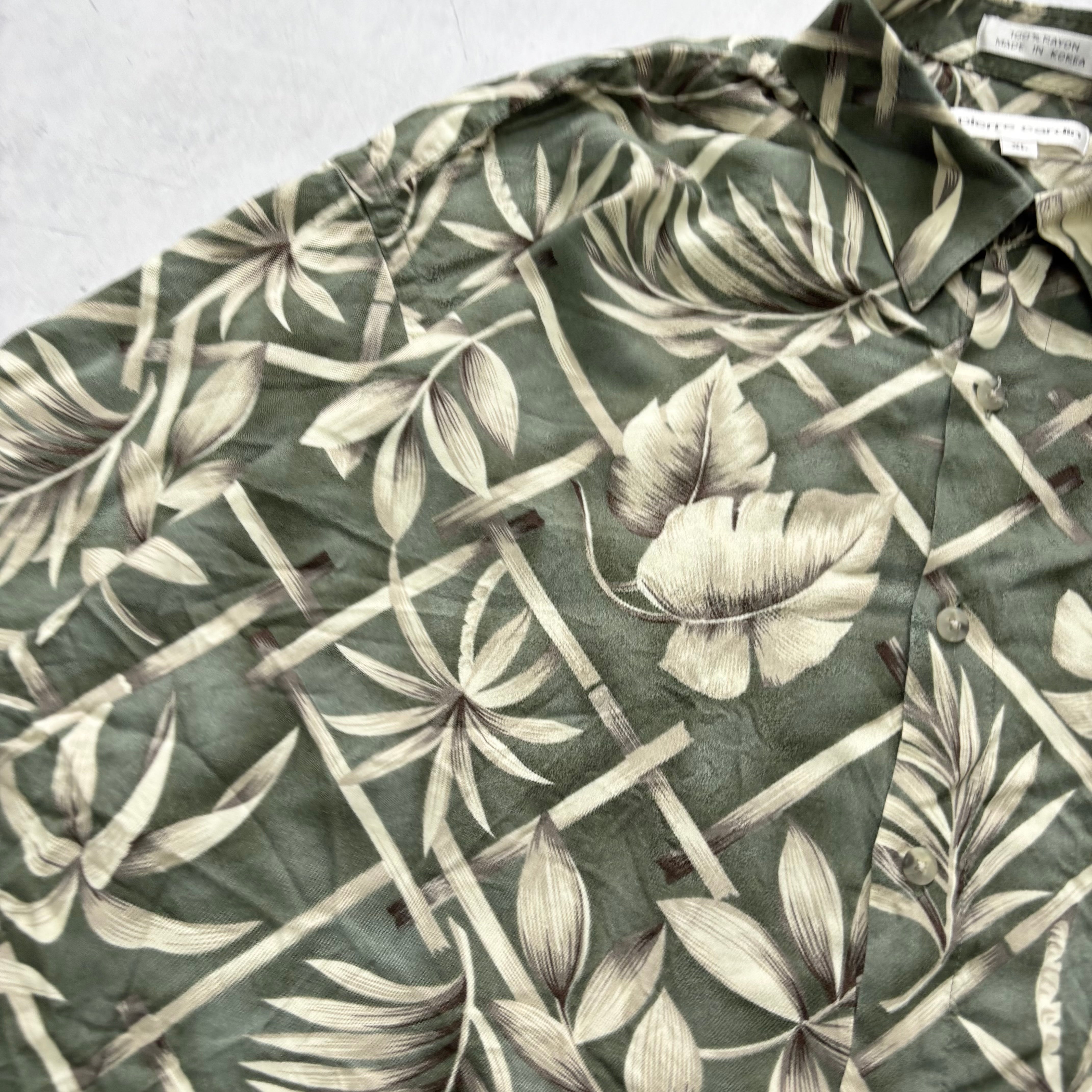 Vintage Hawaiian Shirt Mens XL Green Floral Aloha Short Sleeve Rayon (E)