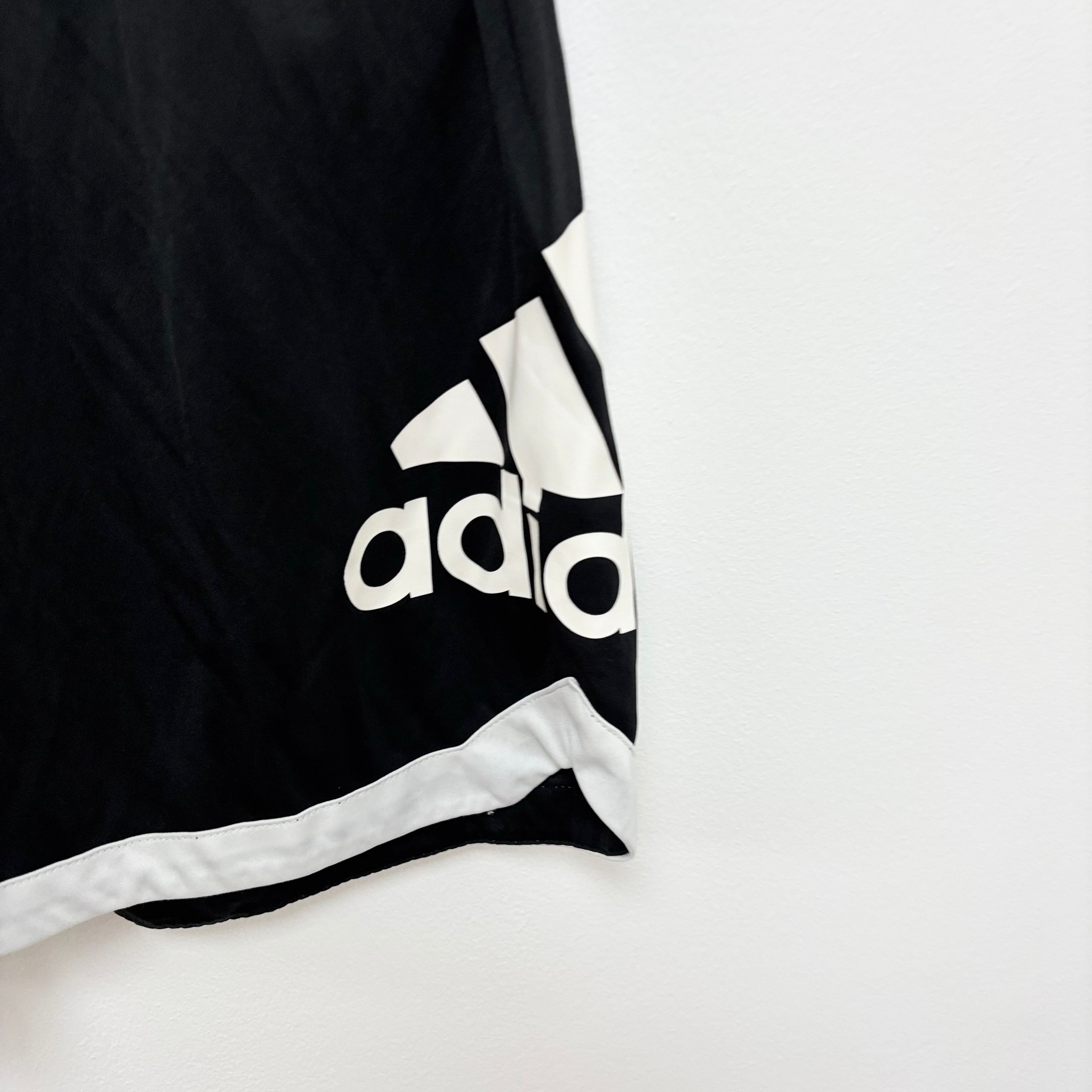 Adidas Shorts Mens Medium Black Sports Running Gym Athletic Pockets