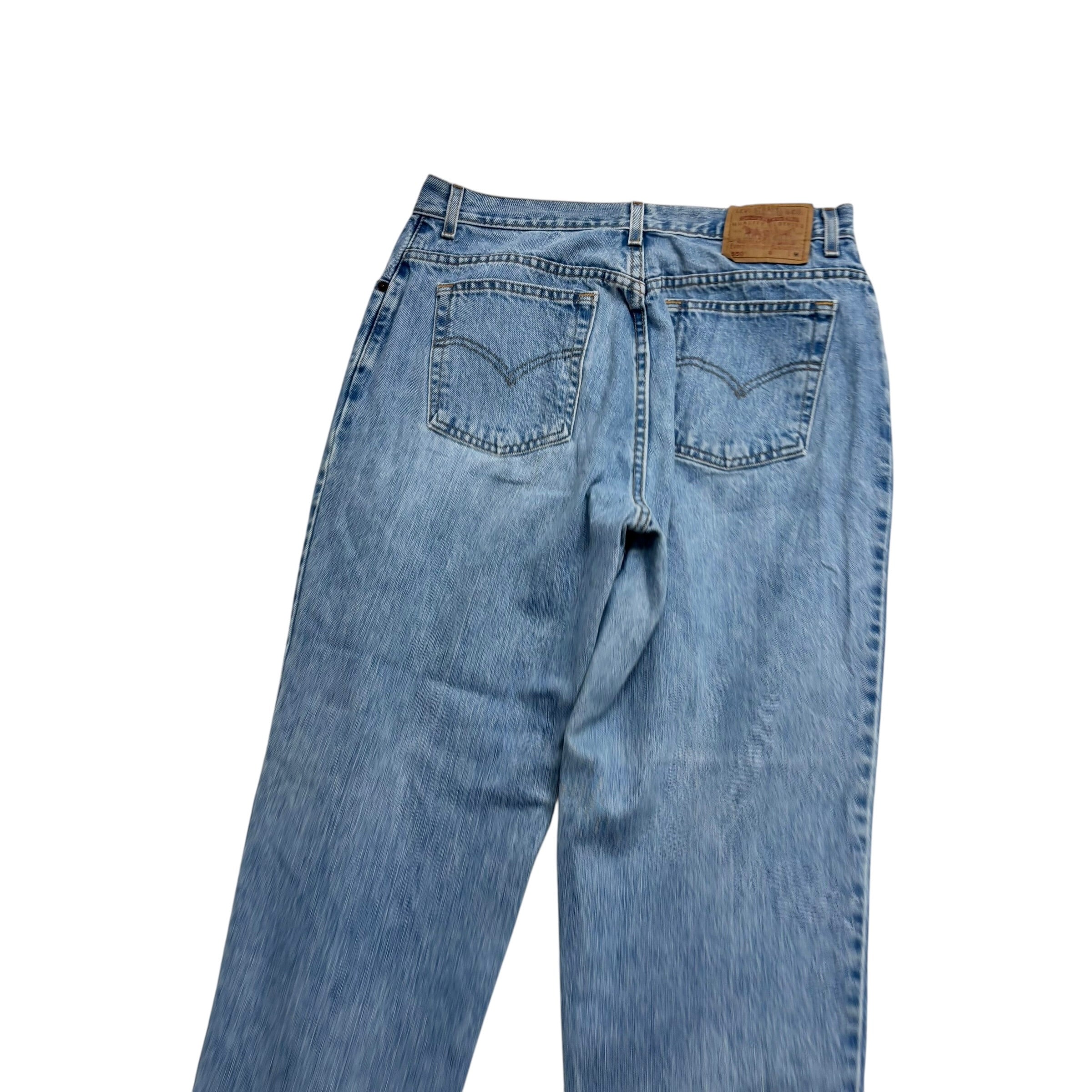Levis 550 Jeans W33 L31 Womens Light Blue Relaxed Tapered Fit Vintage