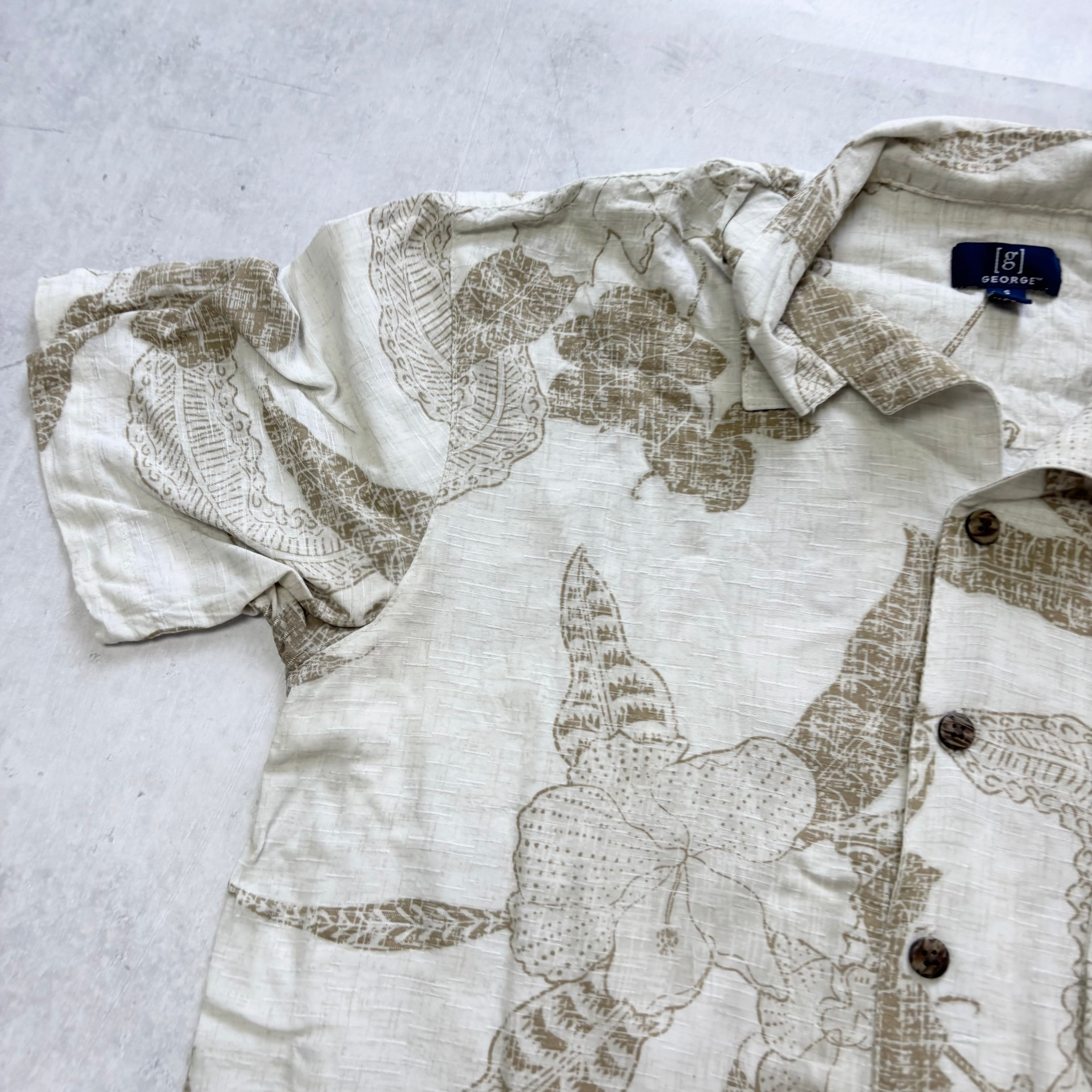 George Hawaiian Shirt Mens Small Beige Floral Aloha Short Sleeve (E)