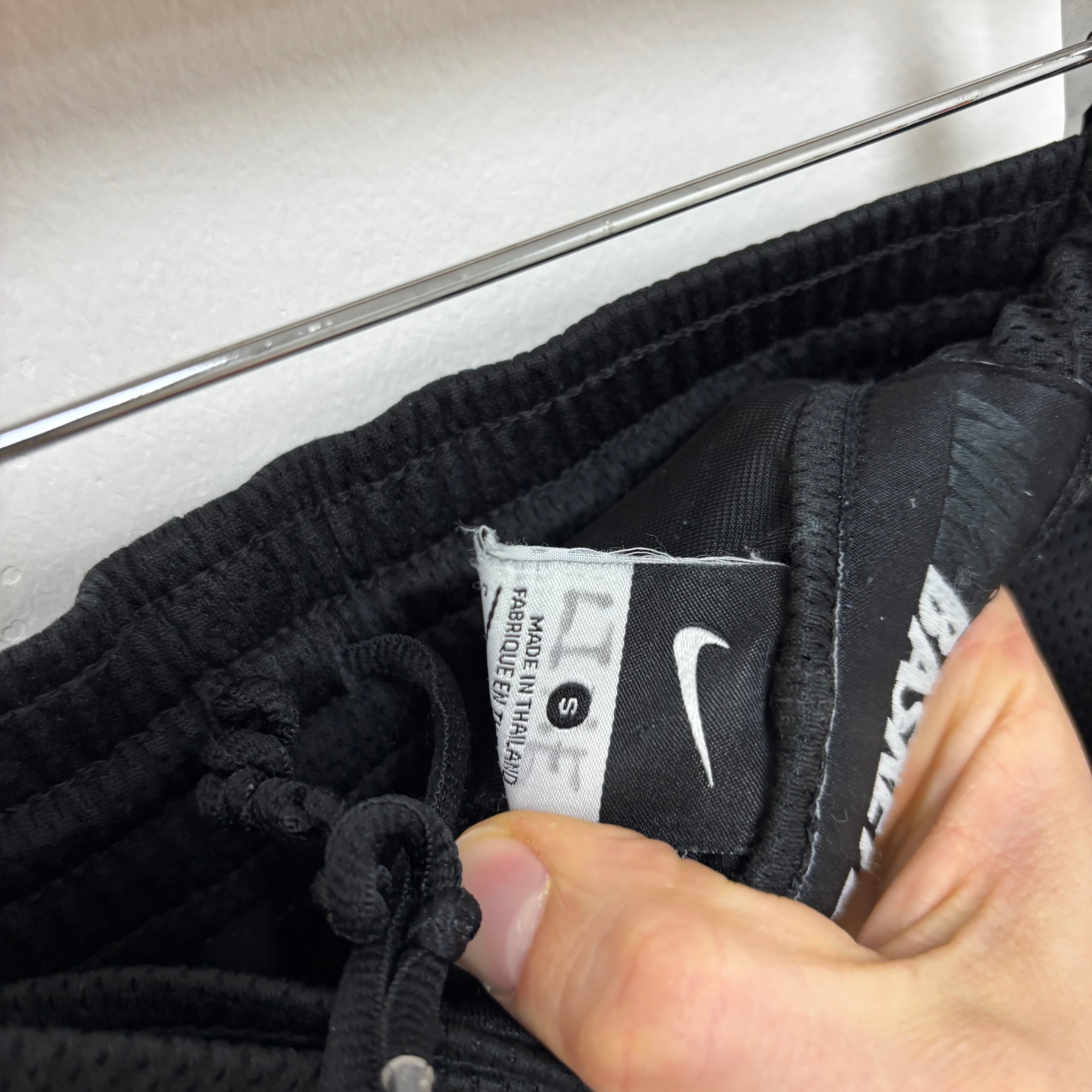 Nike Shorts Mens Small Black Running Sports Gym Basketball Pockets