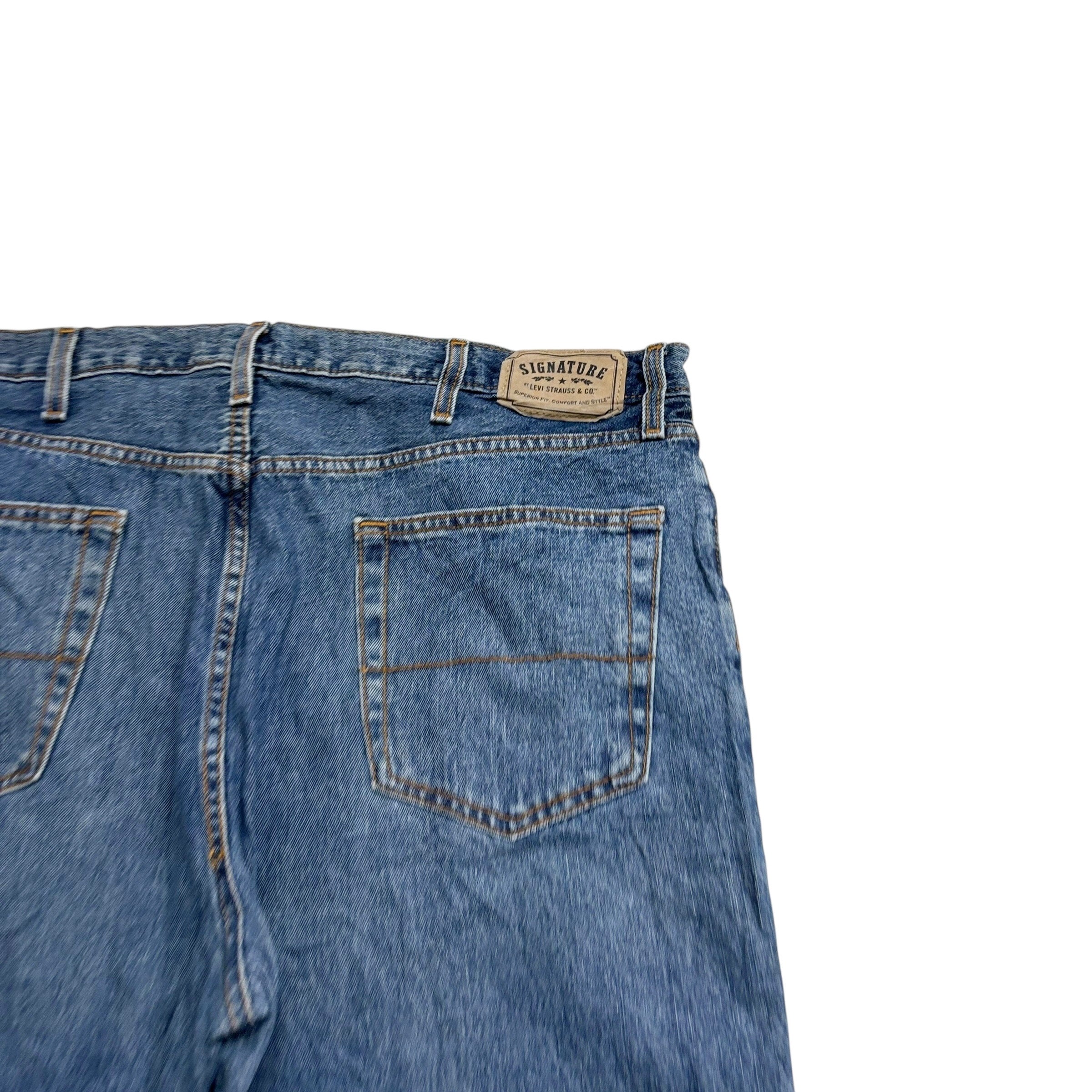 Levis Signature Jeans W42 L31 Mens Mid Blue Relaxed Straight Fit Vintage Denim