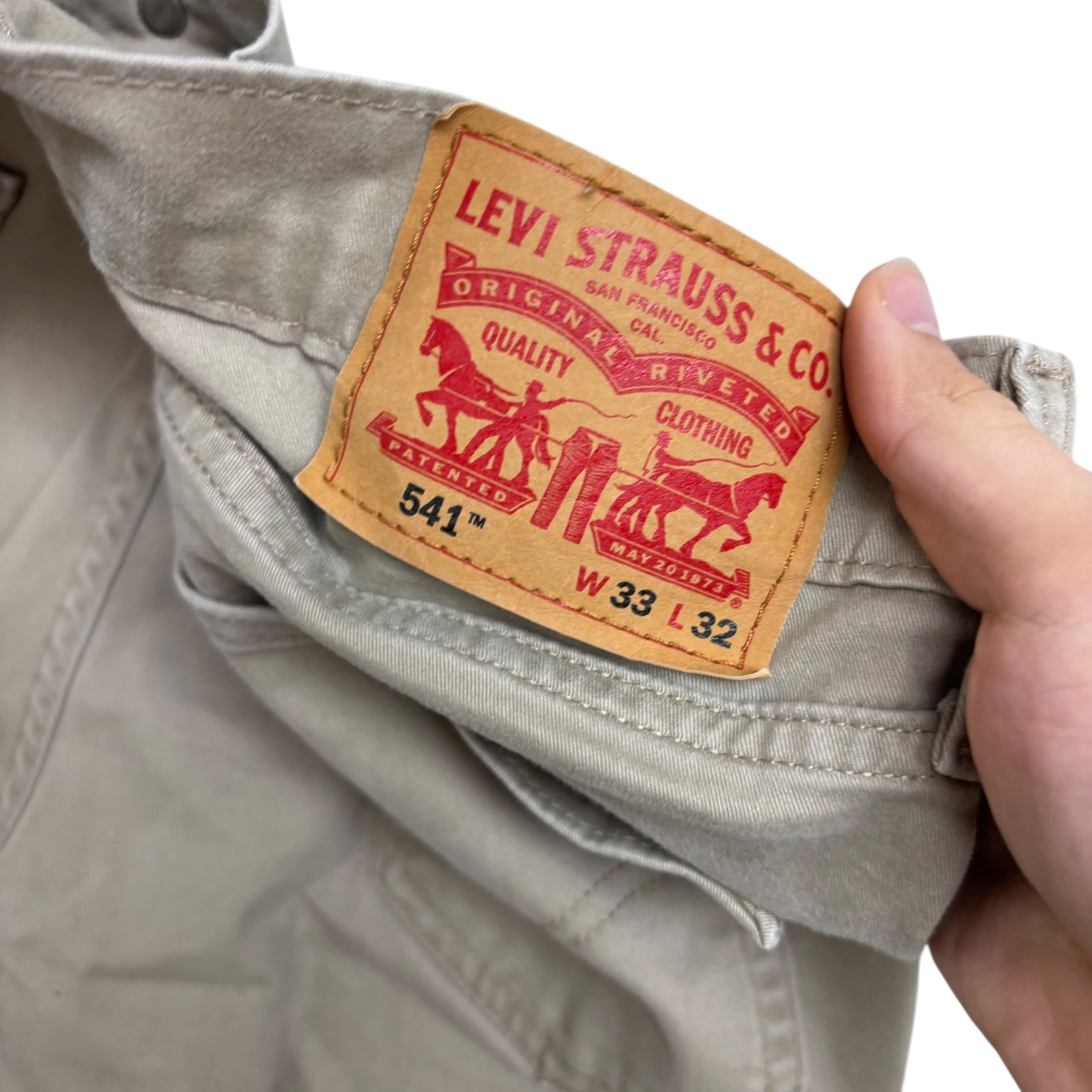 Levis 541 Trousers W33 L32 Mens Beige Athletic Tapered Fit Stretch Pants (E)