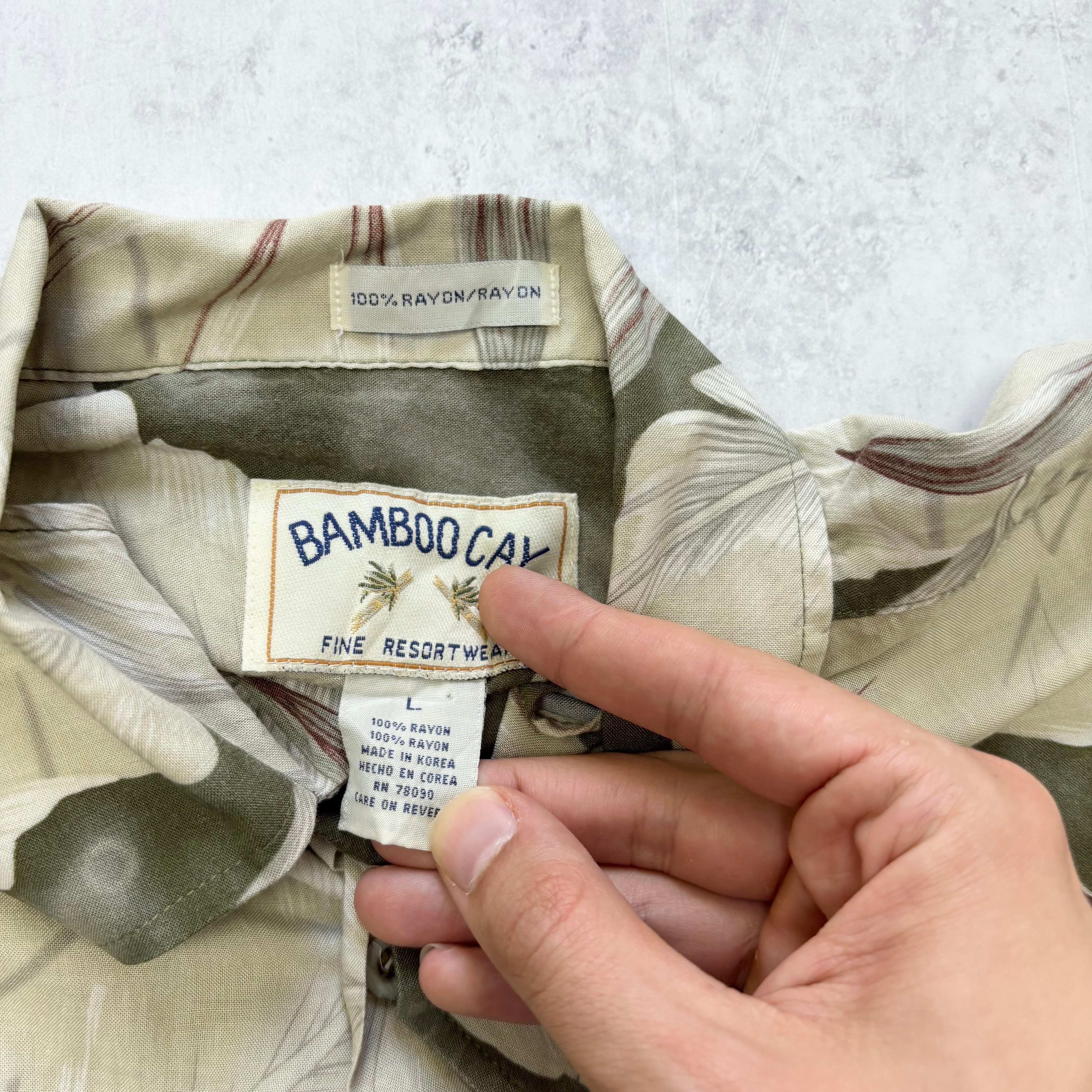 Vintage Hawaiian Shirt Mens Large Green Floral Aloha Short Sleeve Rayon (E)