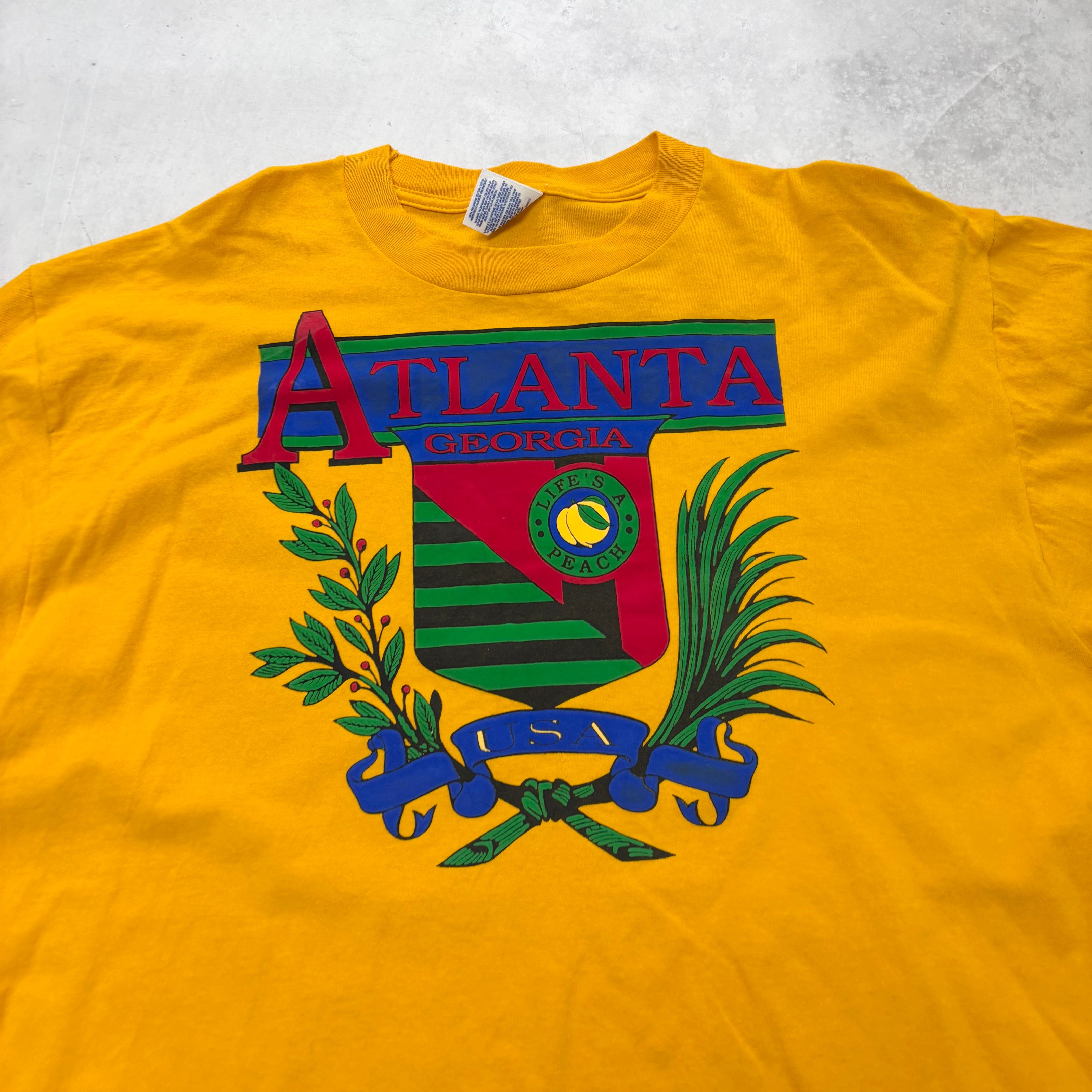 Vintage T Shirt Mens XL Yellow Graphic Print Y2K Tourist Atlanta (E)